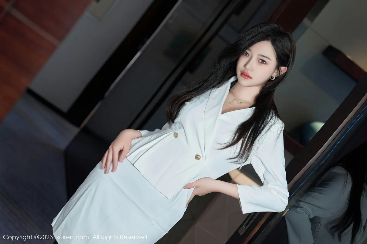 XiuRen 秀人 No.6900 妙可可Cheese 魅惑黑丝性感写真 [81P]
