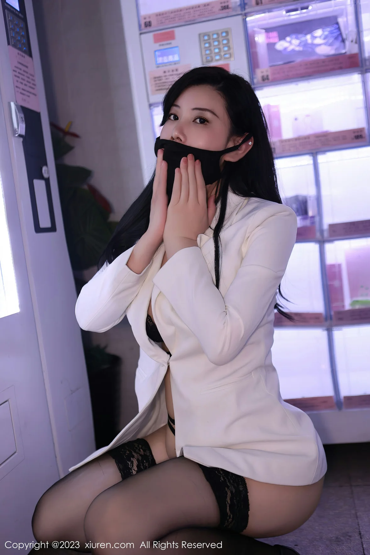 XiuRen 秀人 No.6930 王婉悠Queen 蕾丝情趣内衣性感写真 [73P]
