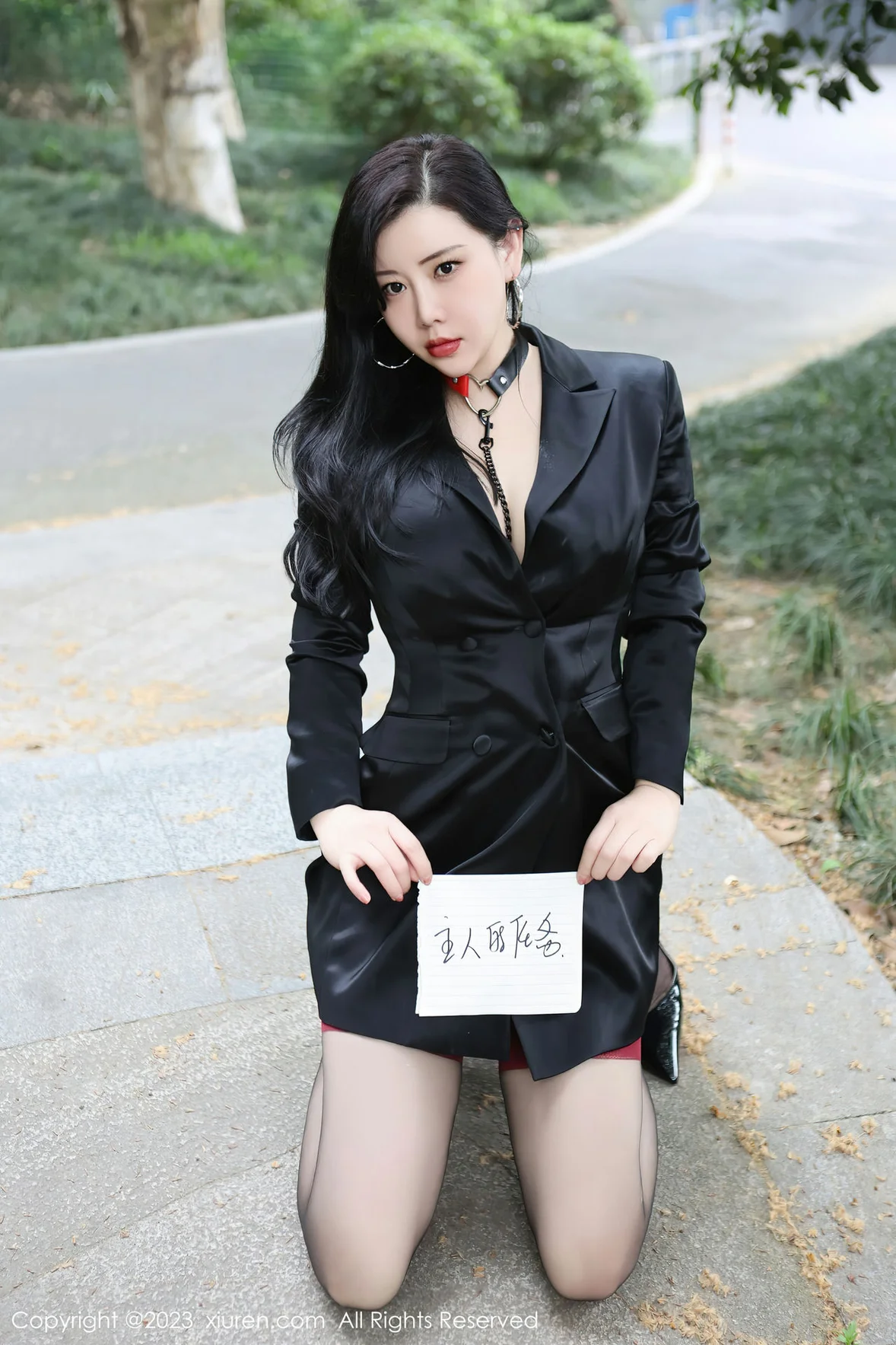 XiuRen 秀人 No.6950 王婉悠Queen 户外sm性感写真 [84P]