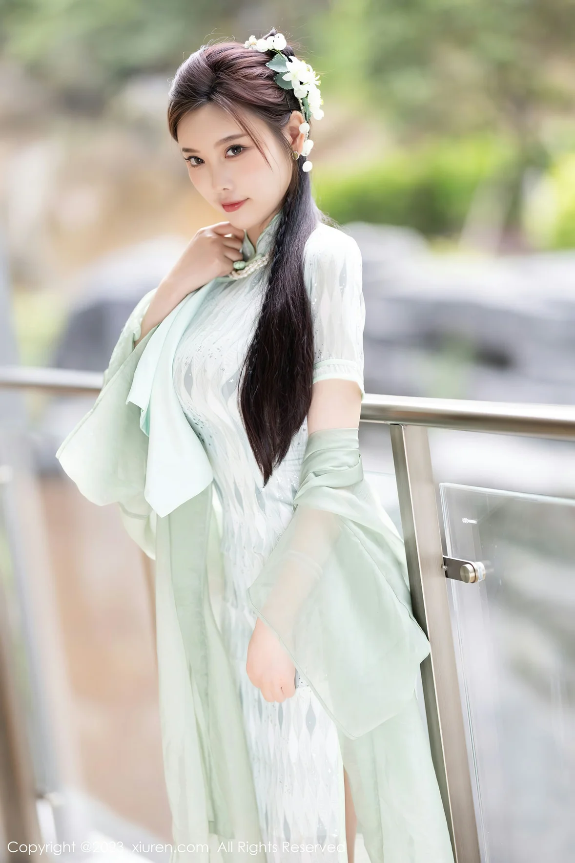 XiuRen 秀人 No.6983 杨晨晨Yome 淡绿色旗袍性感写真 [85P]