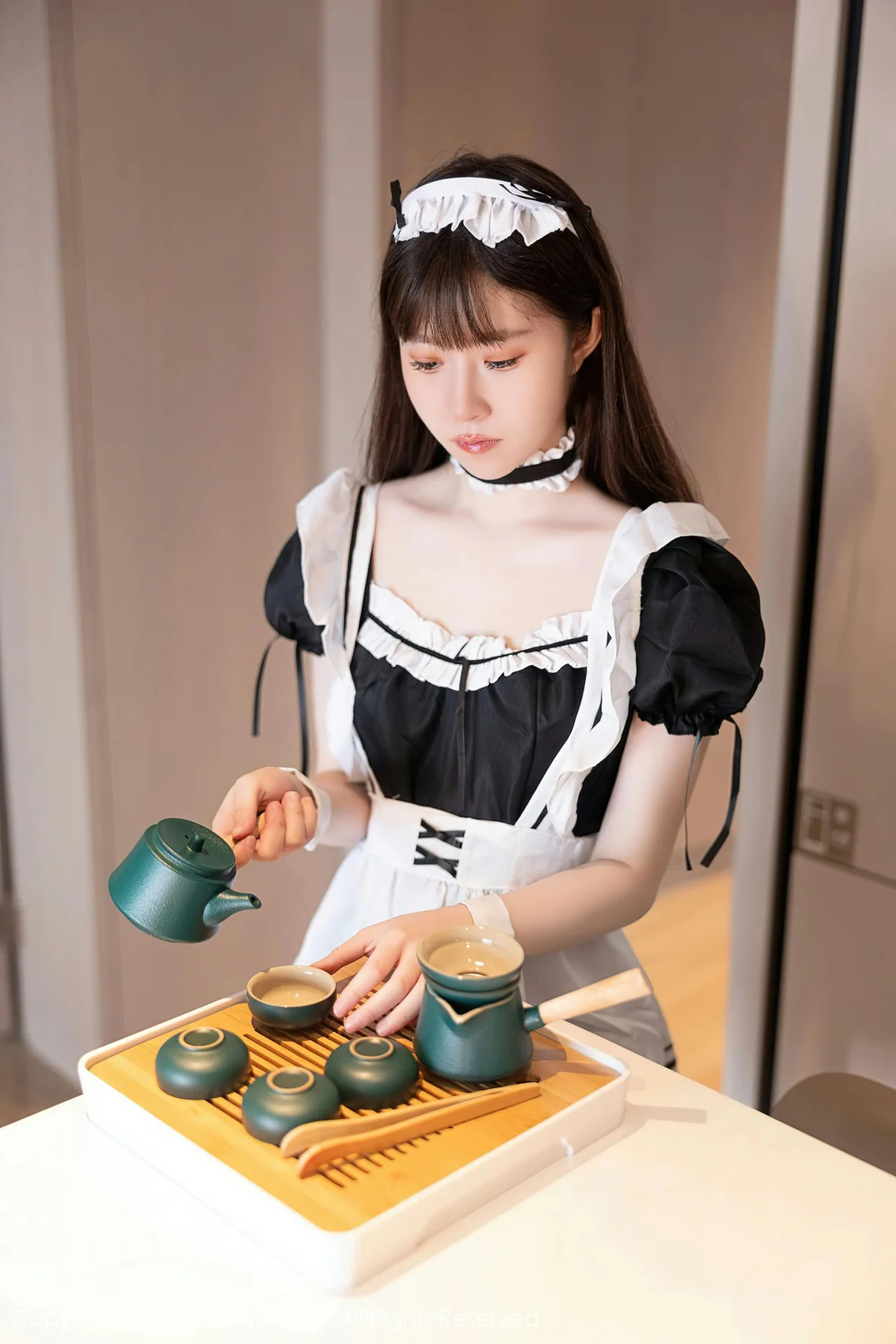 XiuRen 秀人 No.7034 林悠悠 黑色女仆性感写真 [85P]