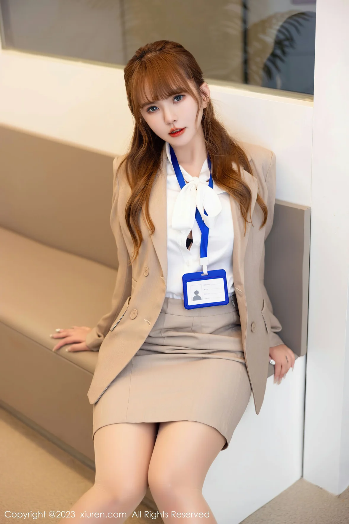 XiuRen 秀人 No.7073 张思允Nice Ol职业装性感写真 [90P]