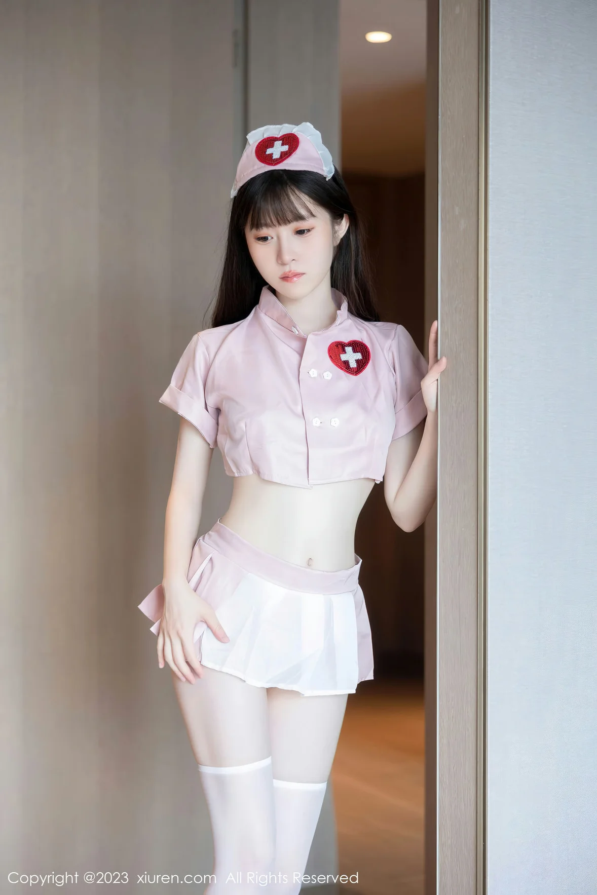 XiuRen 秀人 No.7090 林悠悠 情趣护士性感写真 [80P]