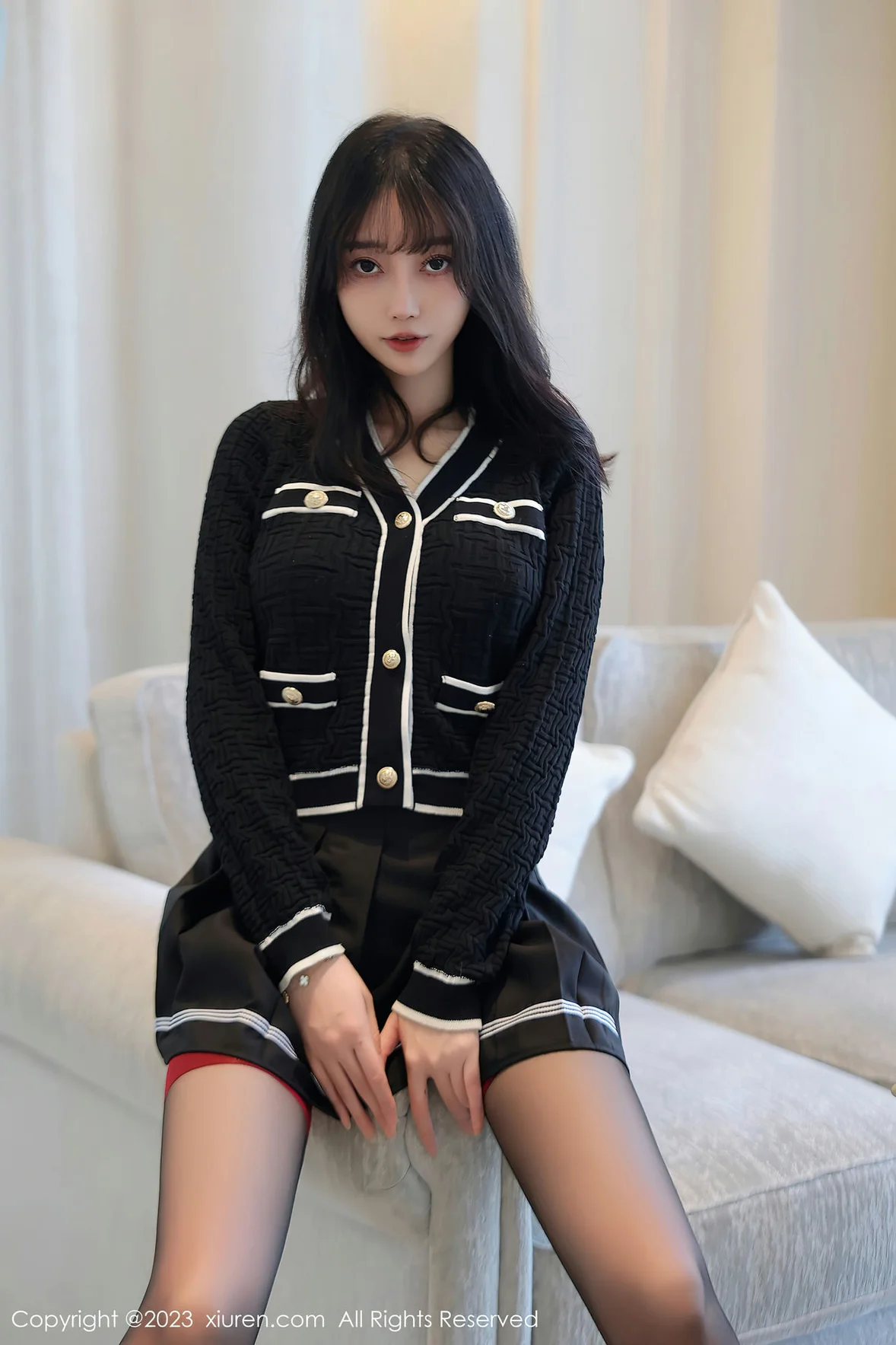 XiuRen 秀人 No.7287 玥儿玥er 薄纱内衣杭州旅拍 [83P]