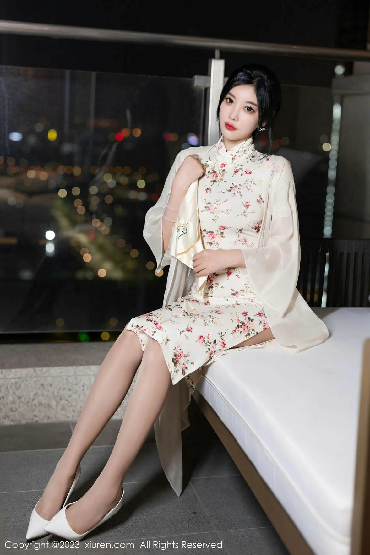 秀人网 No.7363 杨晨晨Yome 碎花旗袍浙江安吉旅拍 [87P]