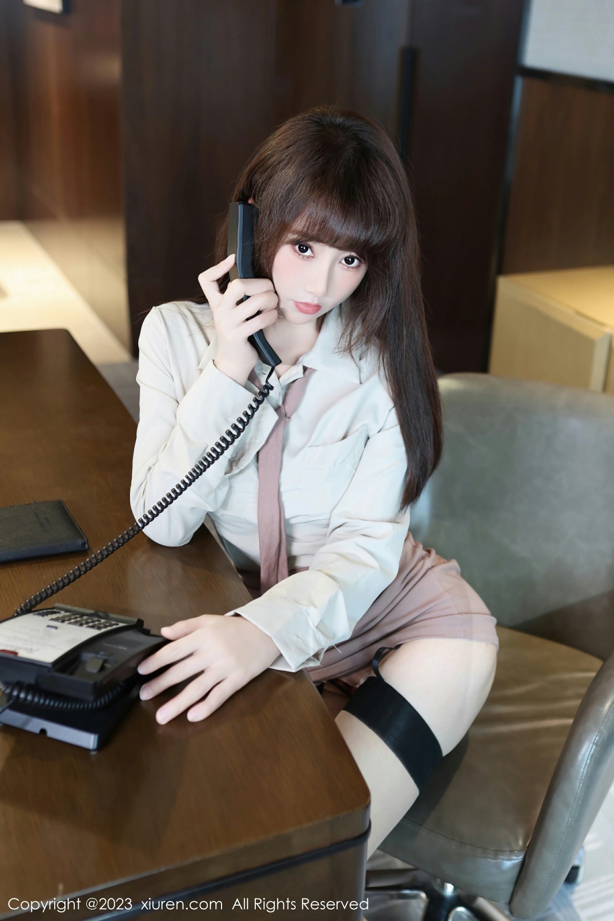 Xiuren 秀人 No.7643 白笑笑 [82P]