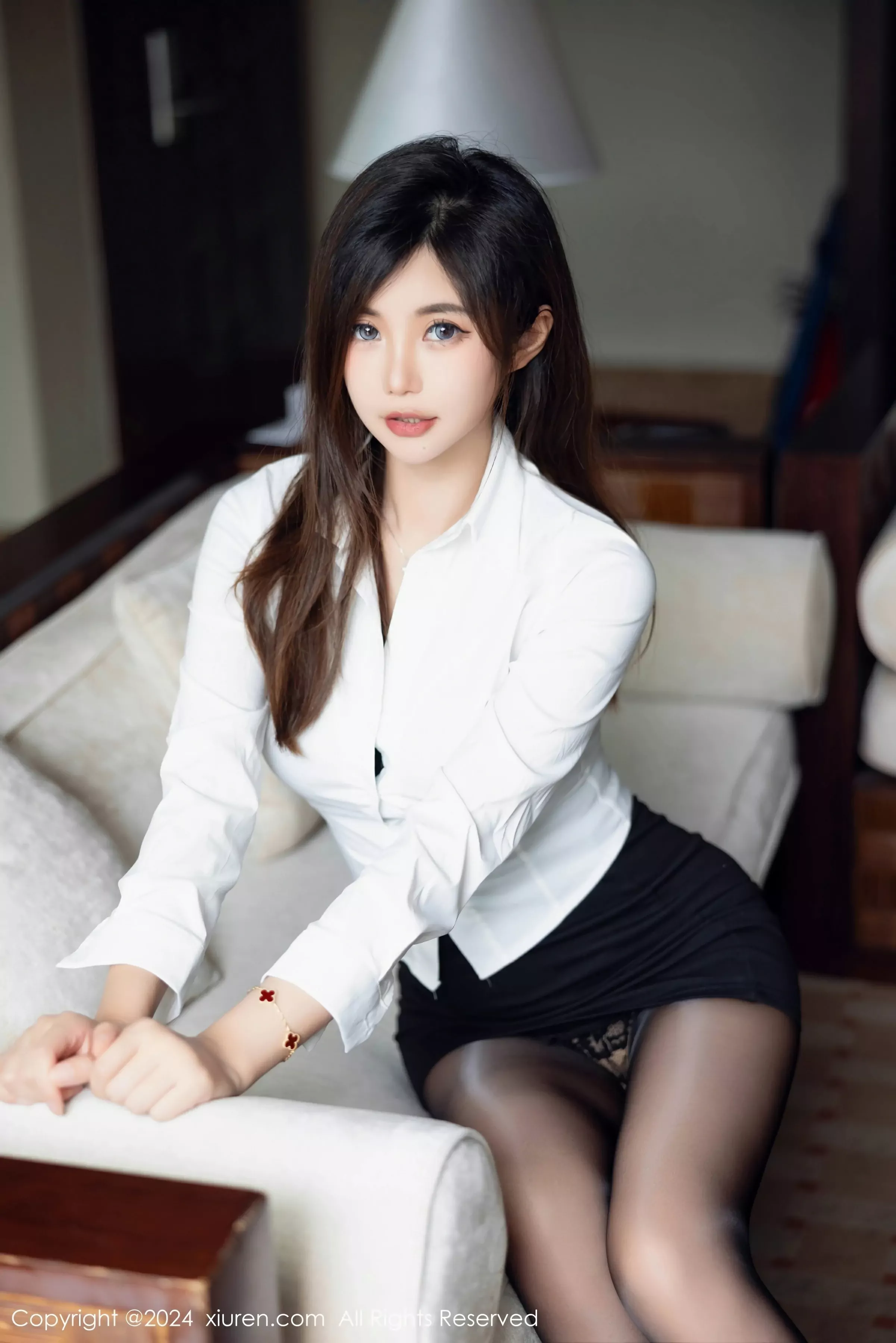 XiuRen 秀人 No.8053 绮里嘉ula [101P]
