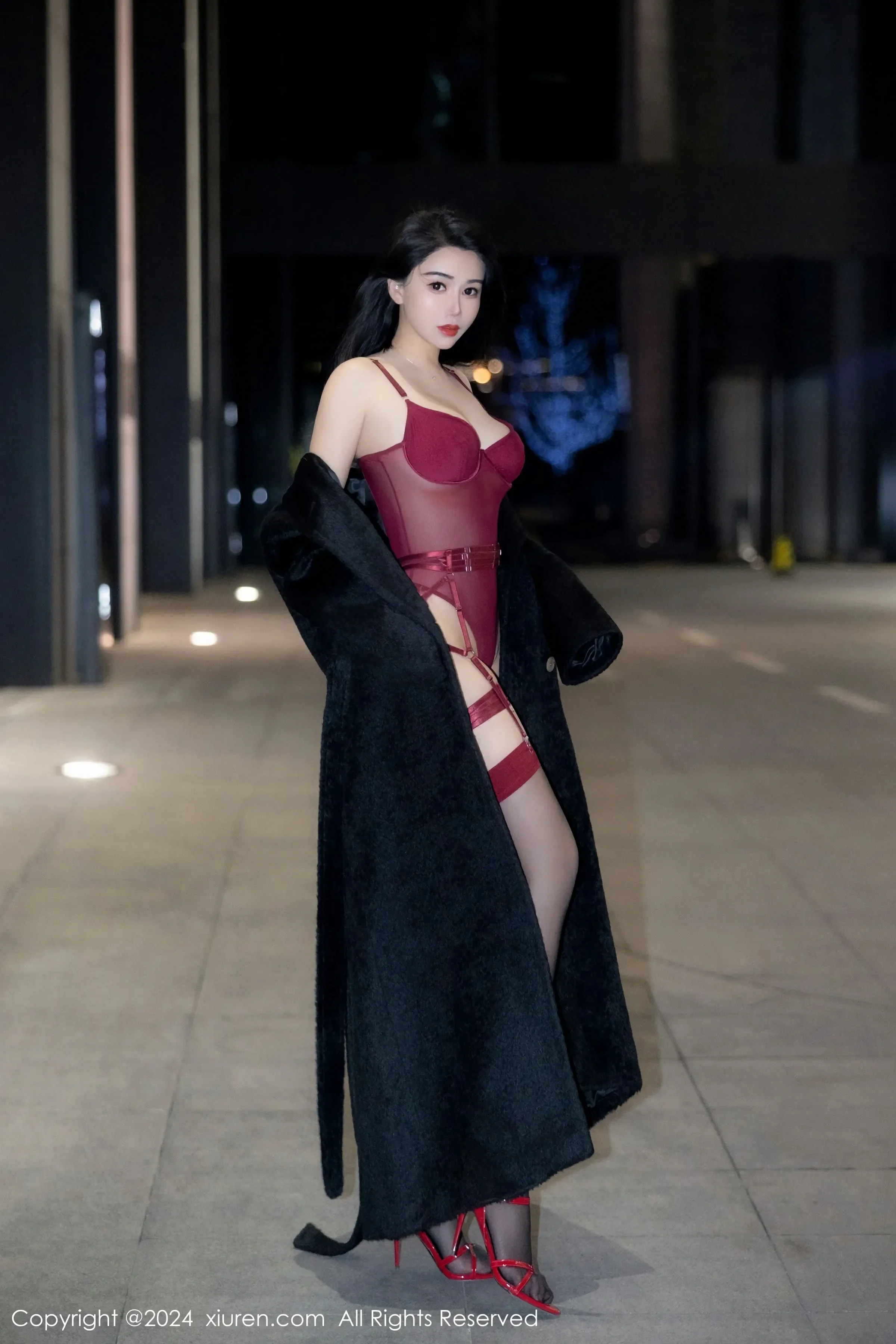 XiuRen 秀人 No.8221 李若汐 [85P]