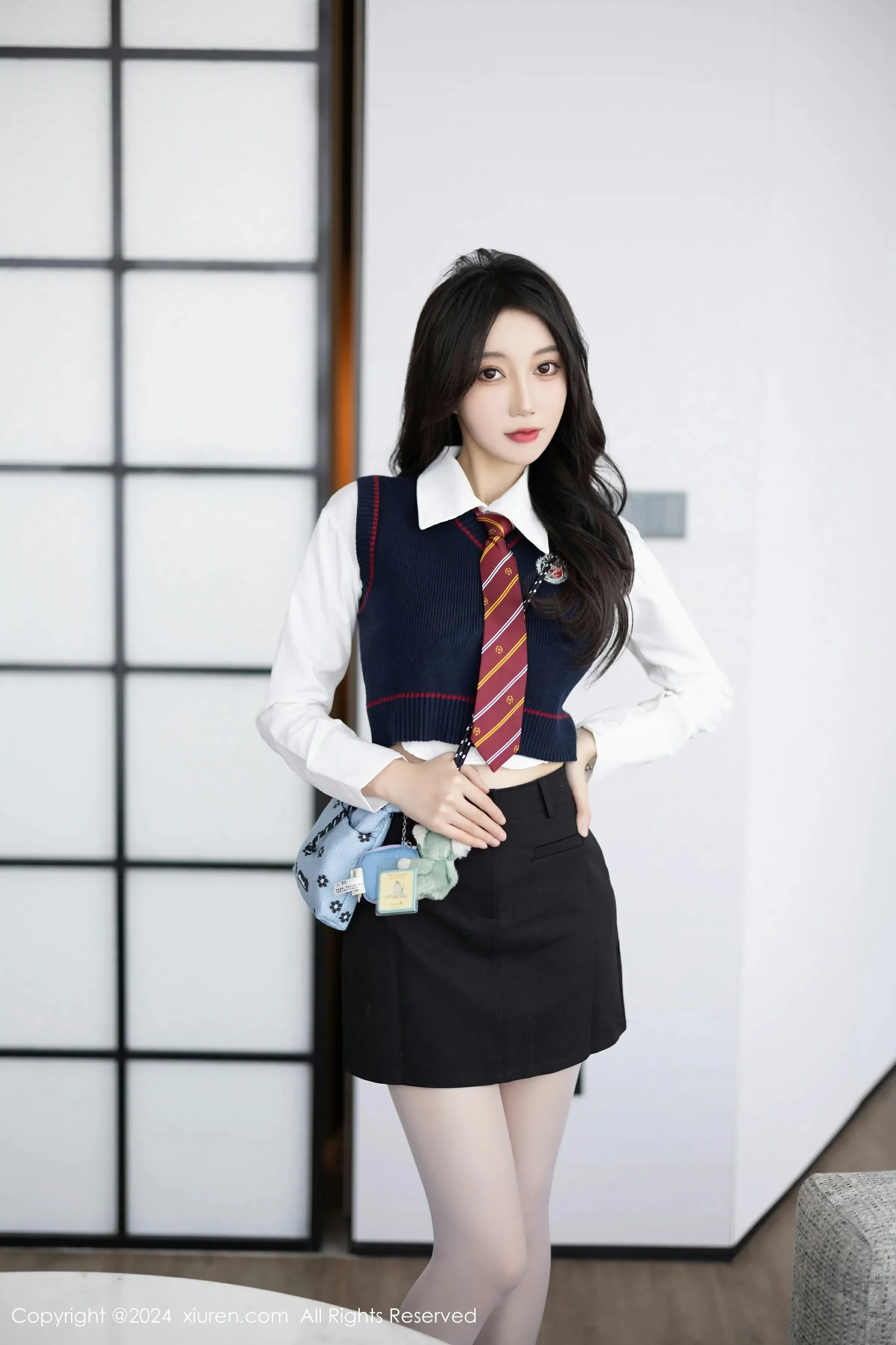 XiuRen 秀人 No.8247 玥儿玥 [82P]