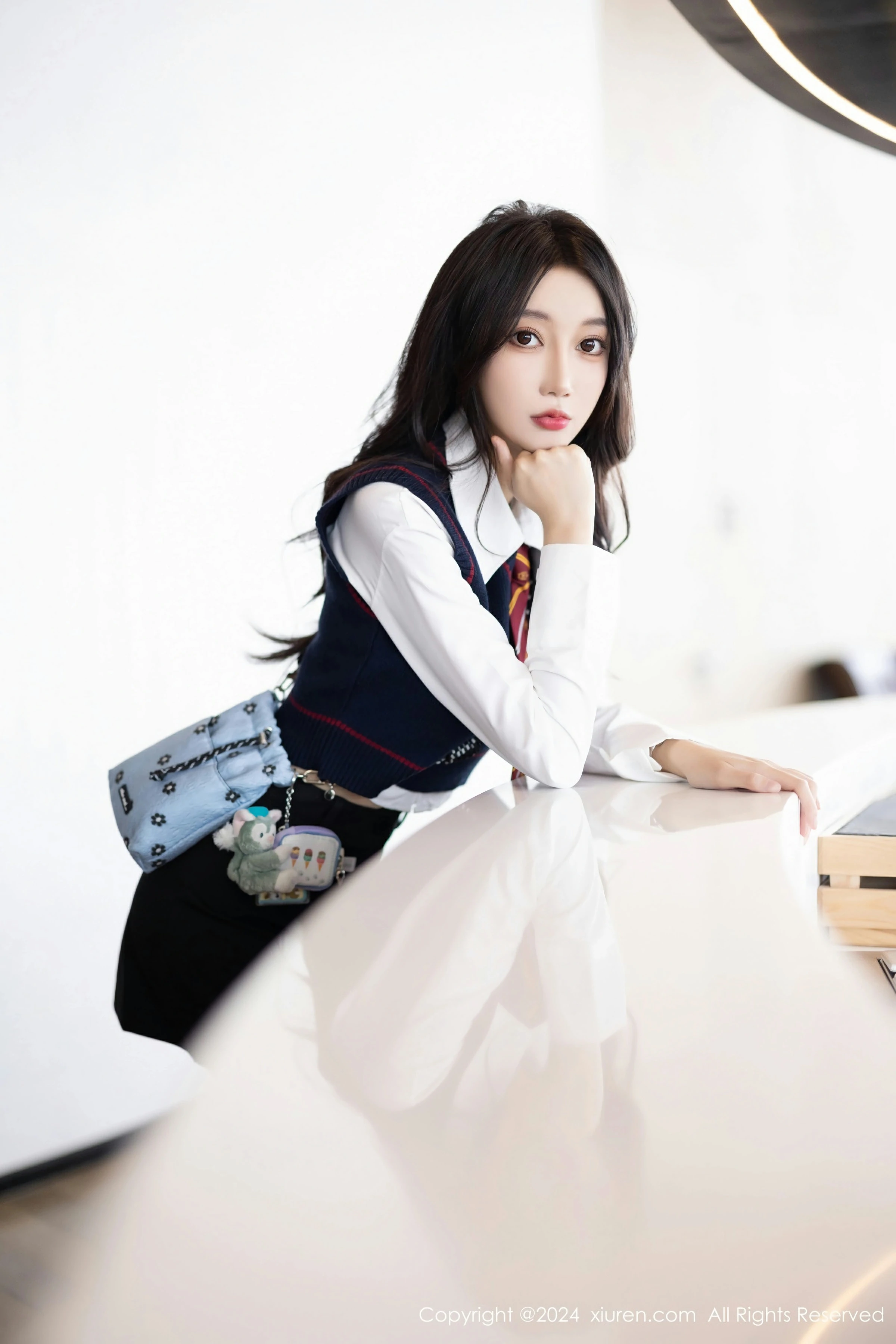 XiuRen 秀人 No.8247 玥儿玥 [82P]
