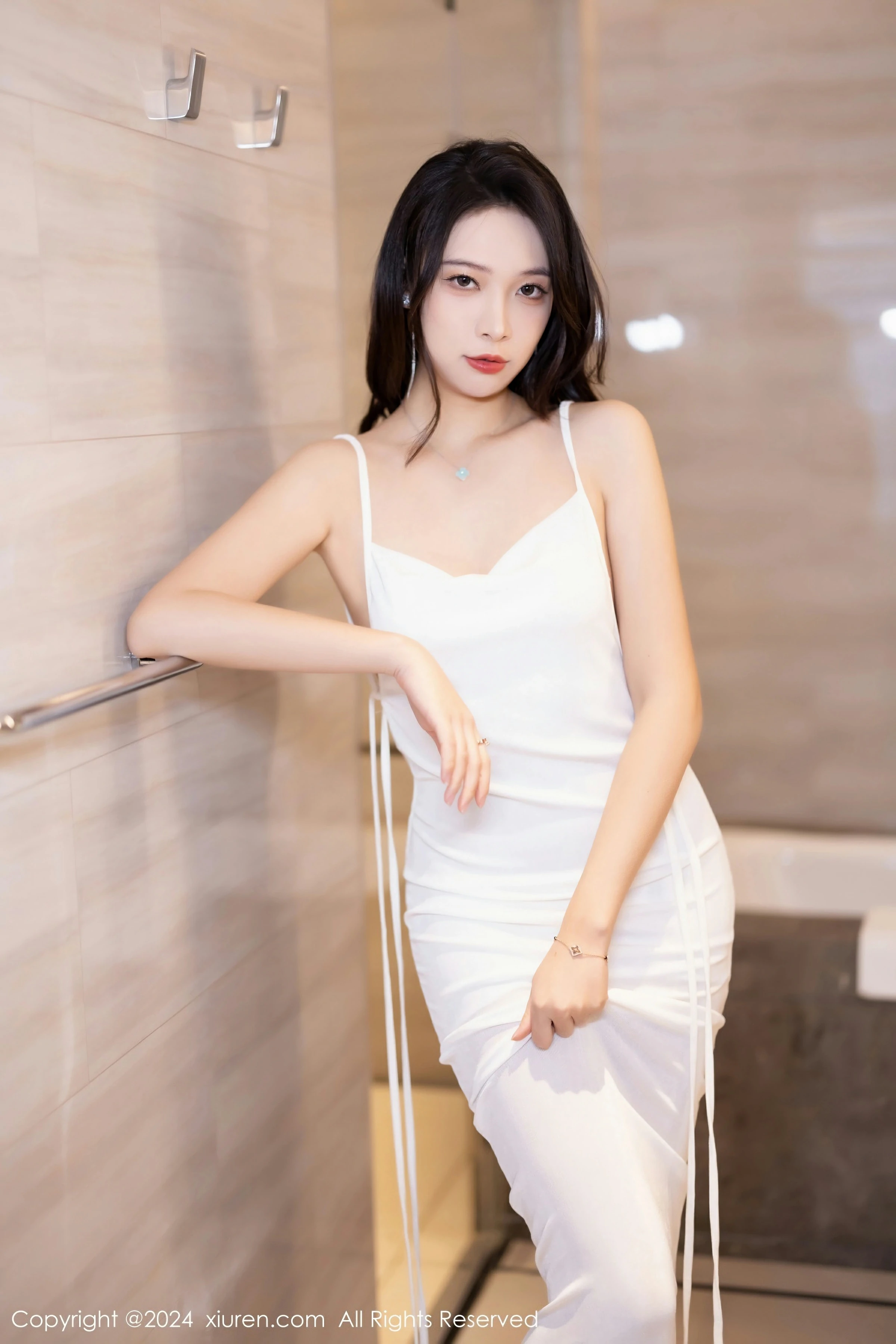 XiuRen 秀人 No.8272 郑颖姗Bev [85P]