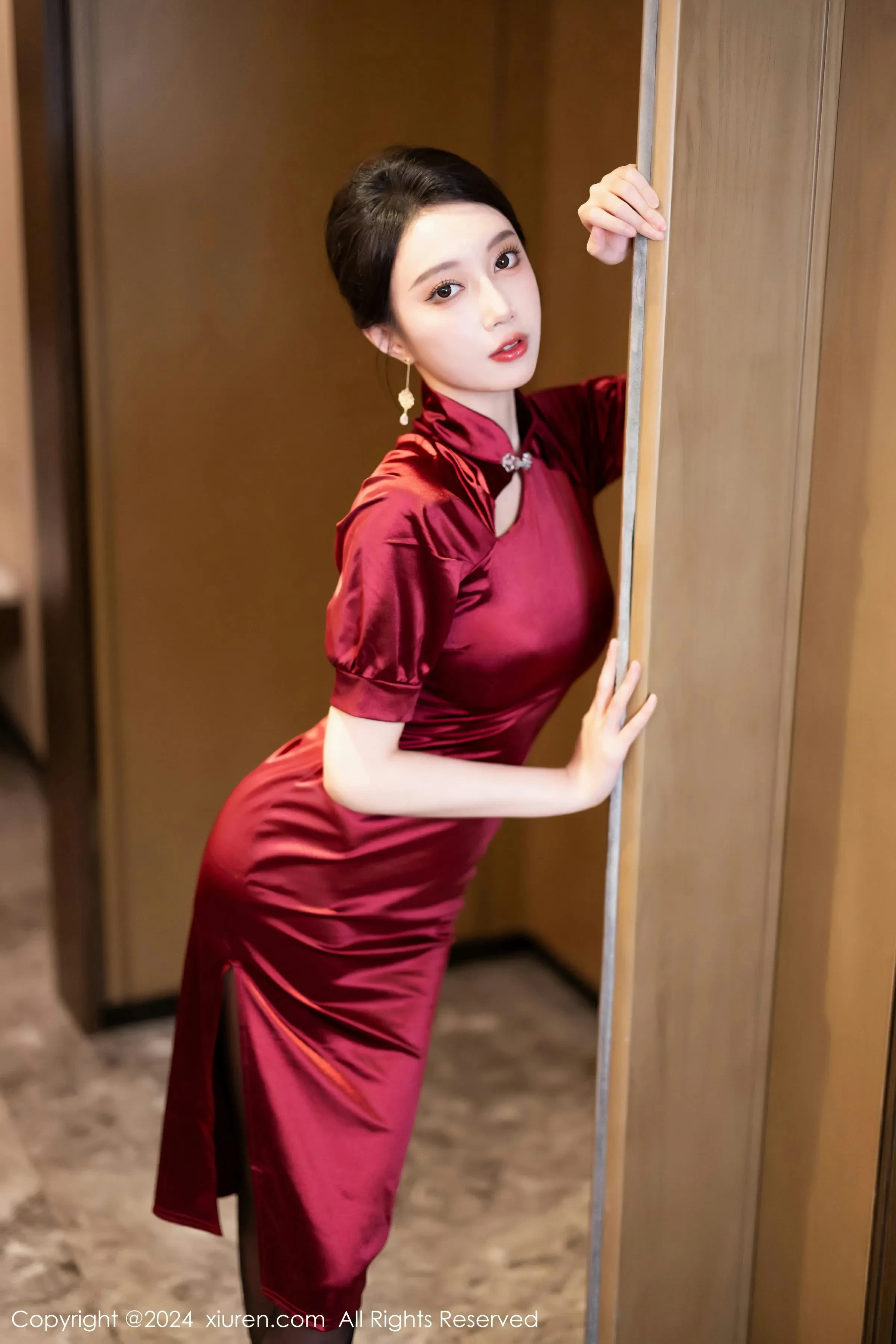 XiuRen 秀人 No.8479 玥儿玥 [70P]