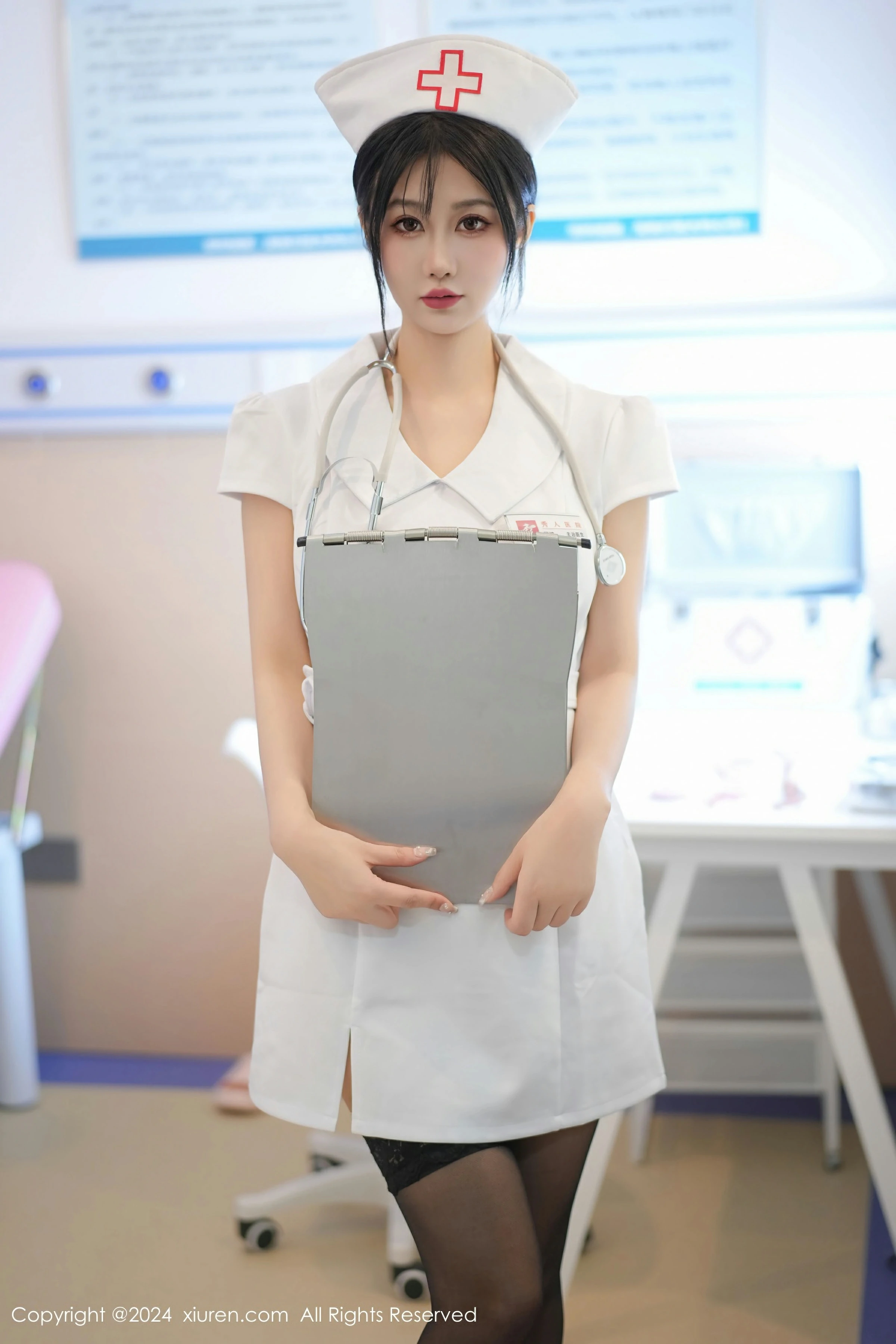 XiuRen 秀人 No.8512 laura阿姣 [87P]