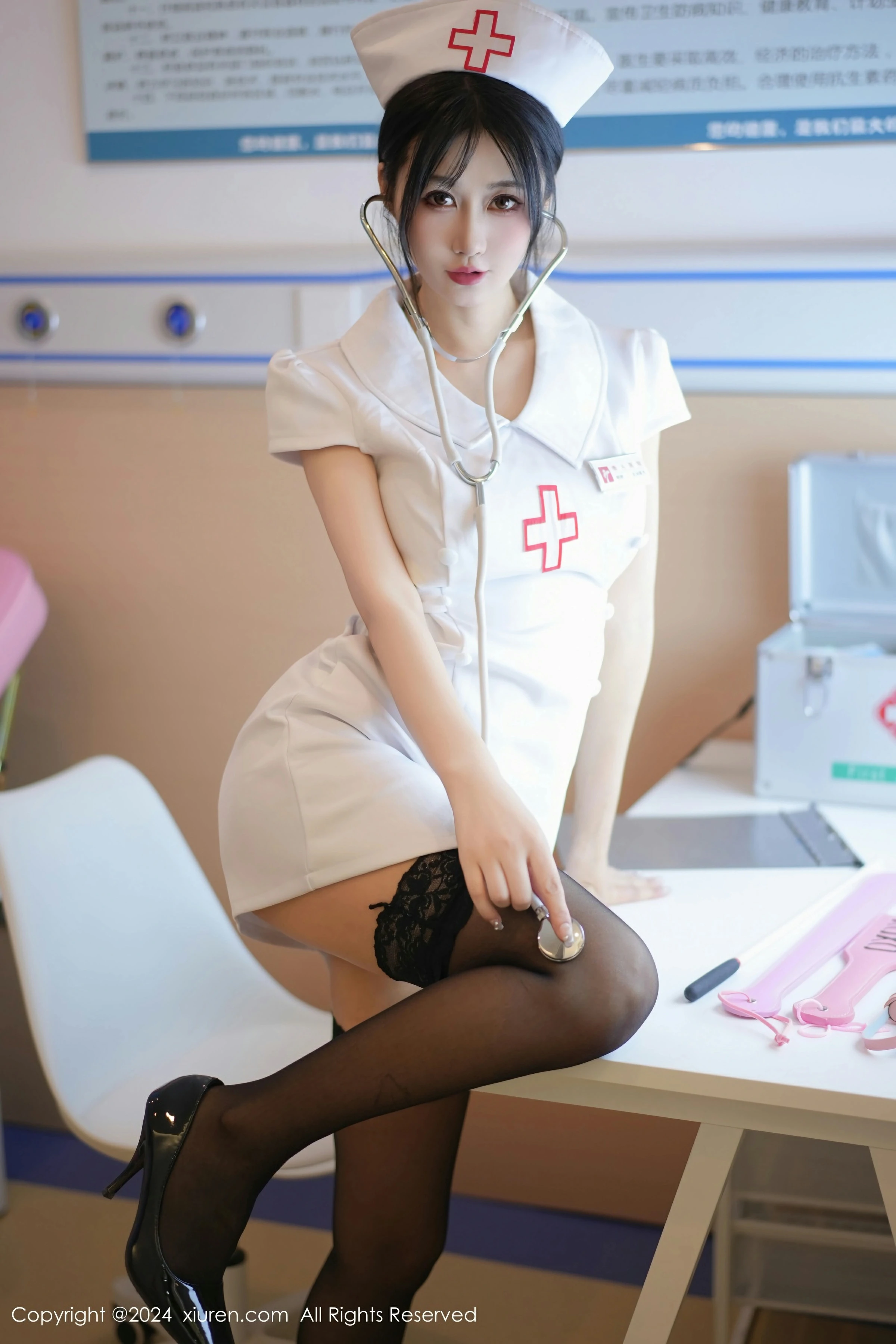 XiuRen 秀人 No.8512 laura阿姣 [87P]