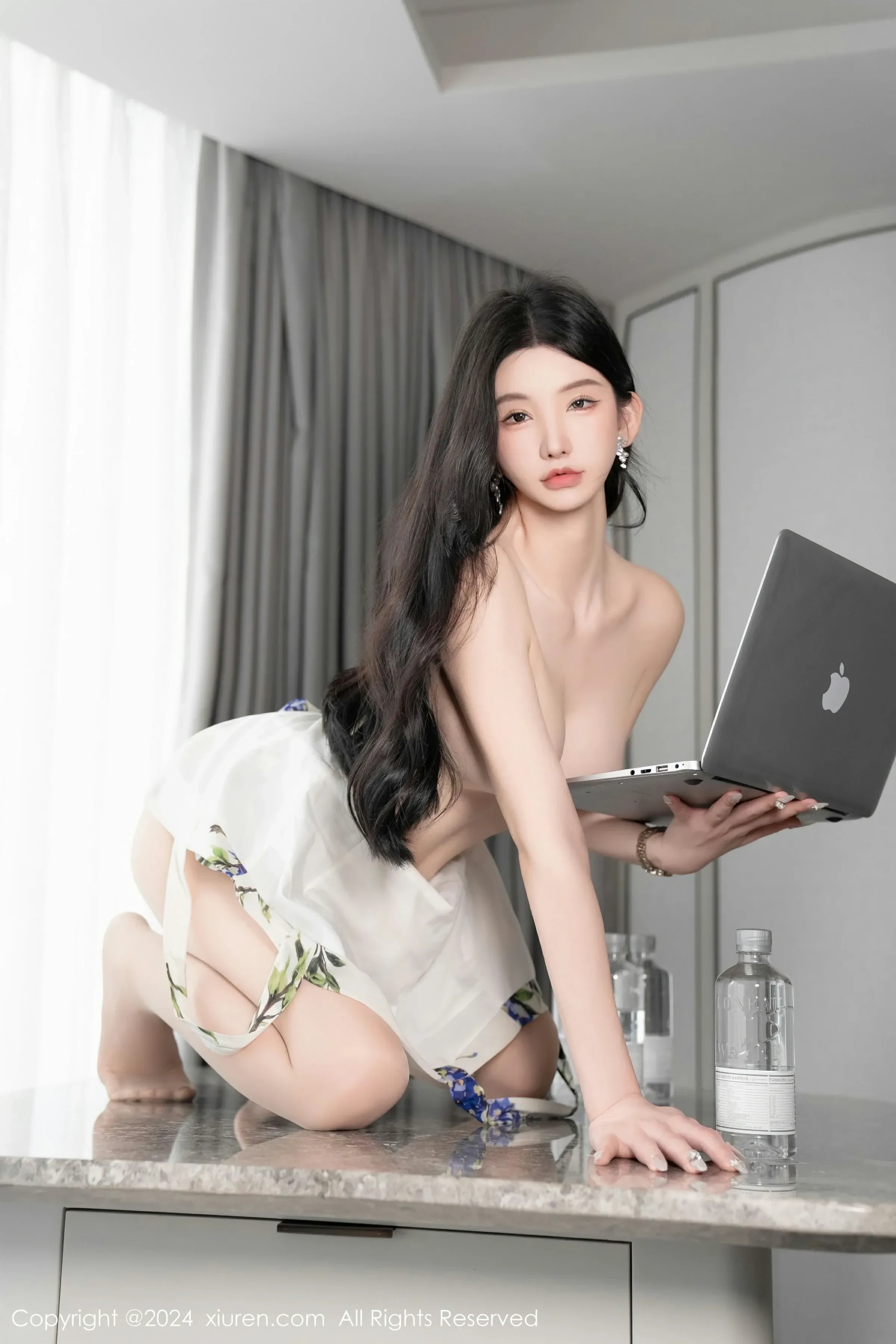 XiuRen 秀人 No.8513 周于希Sally [85P]