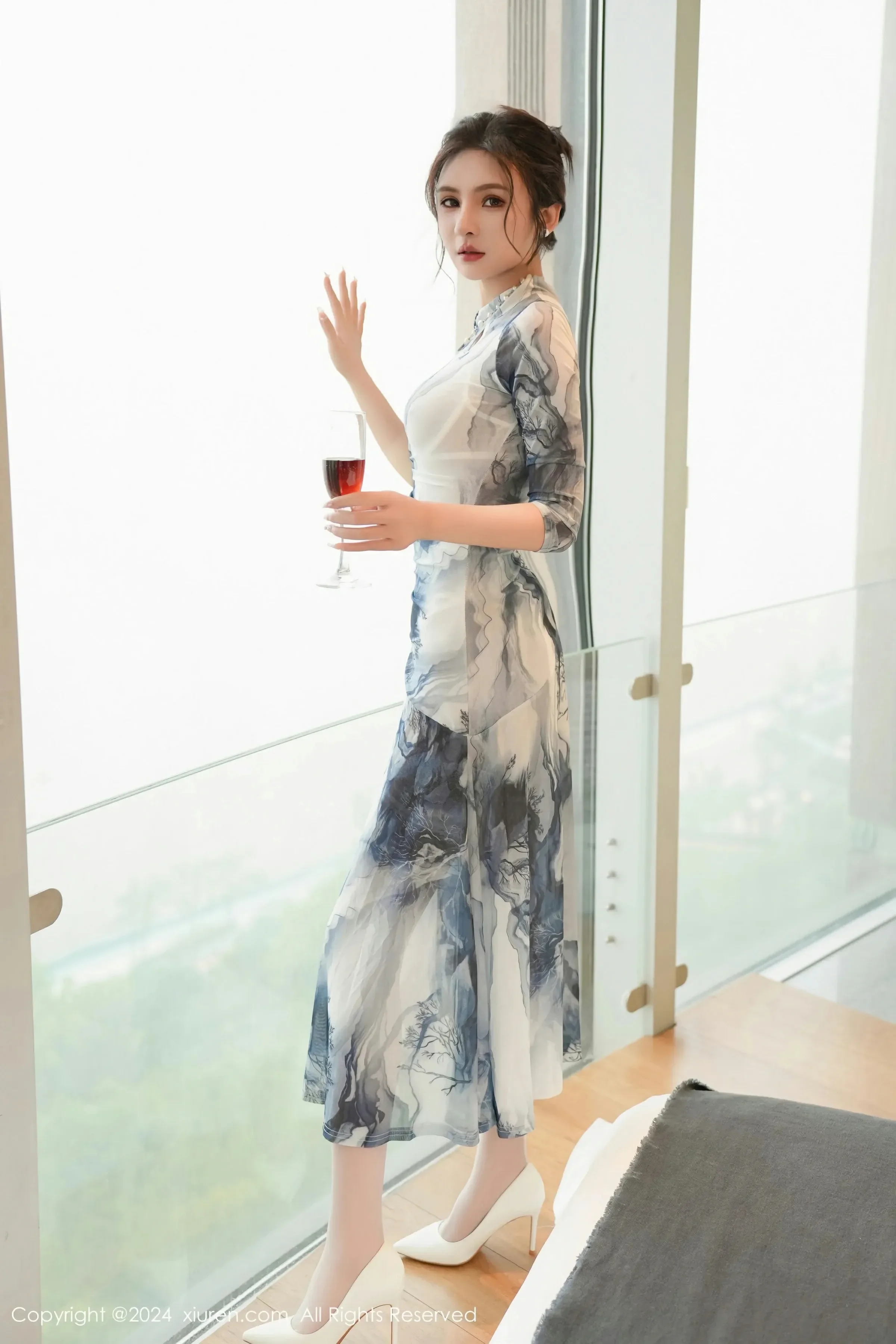 XiuRen 秀人 No.8587 Emily尹菲 [117P]