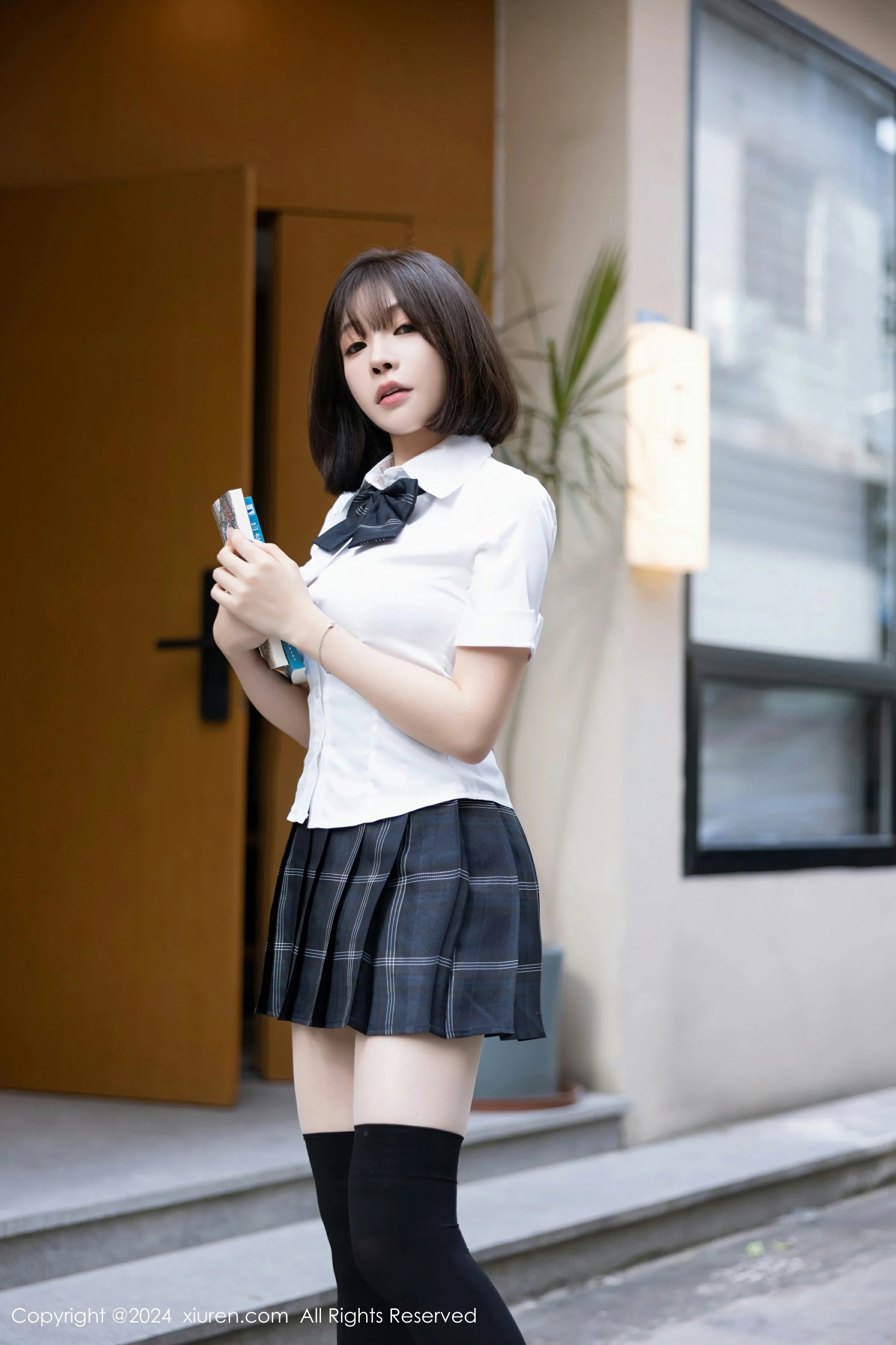 XiuRen 秀人 No.8785 徐莉芝Booty [100P]