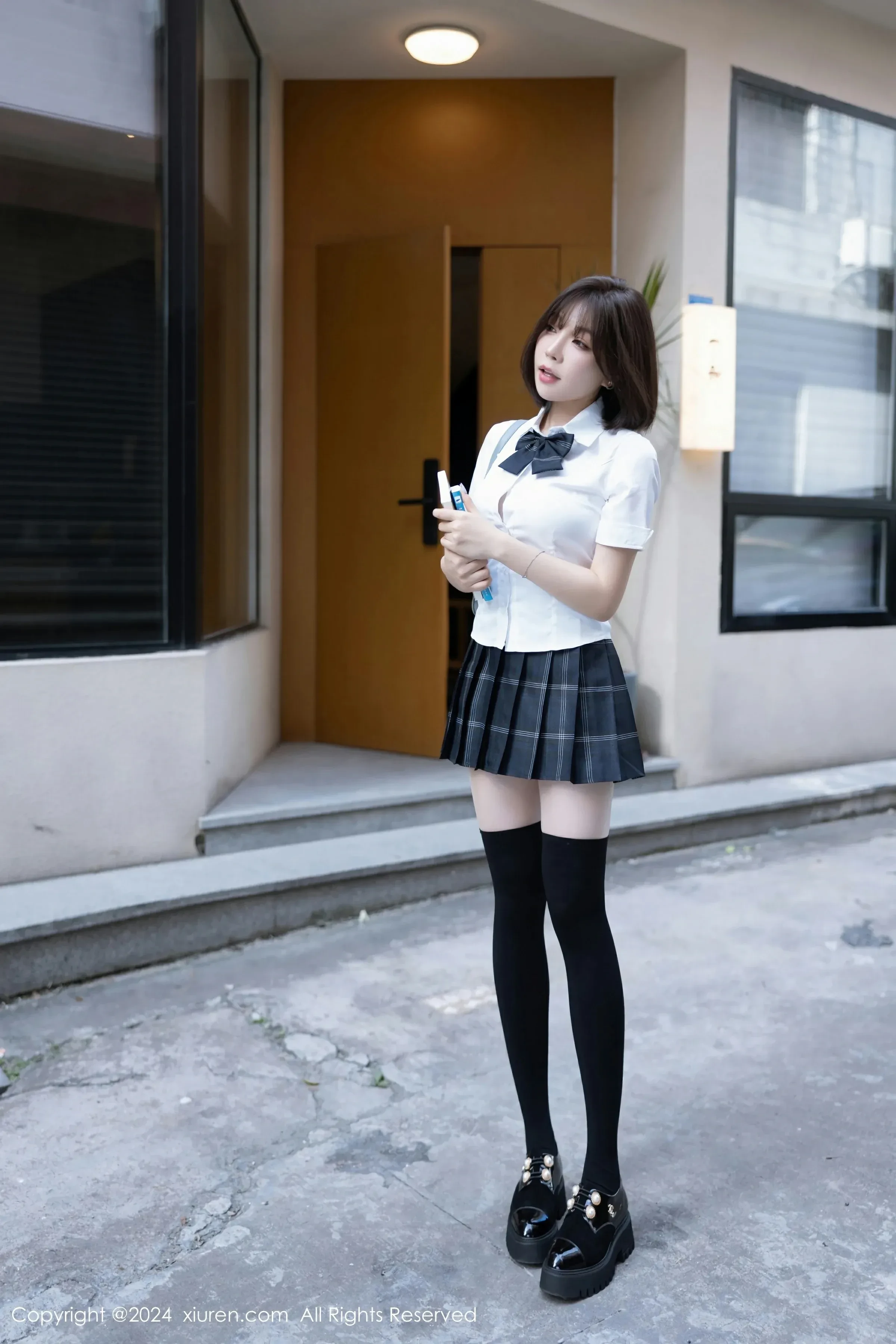 XiuRen 秀人 No.8785 徐莉芝Booty [100P]