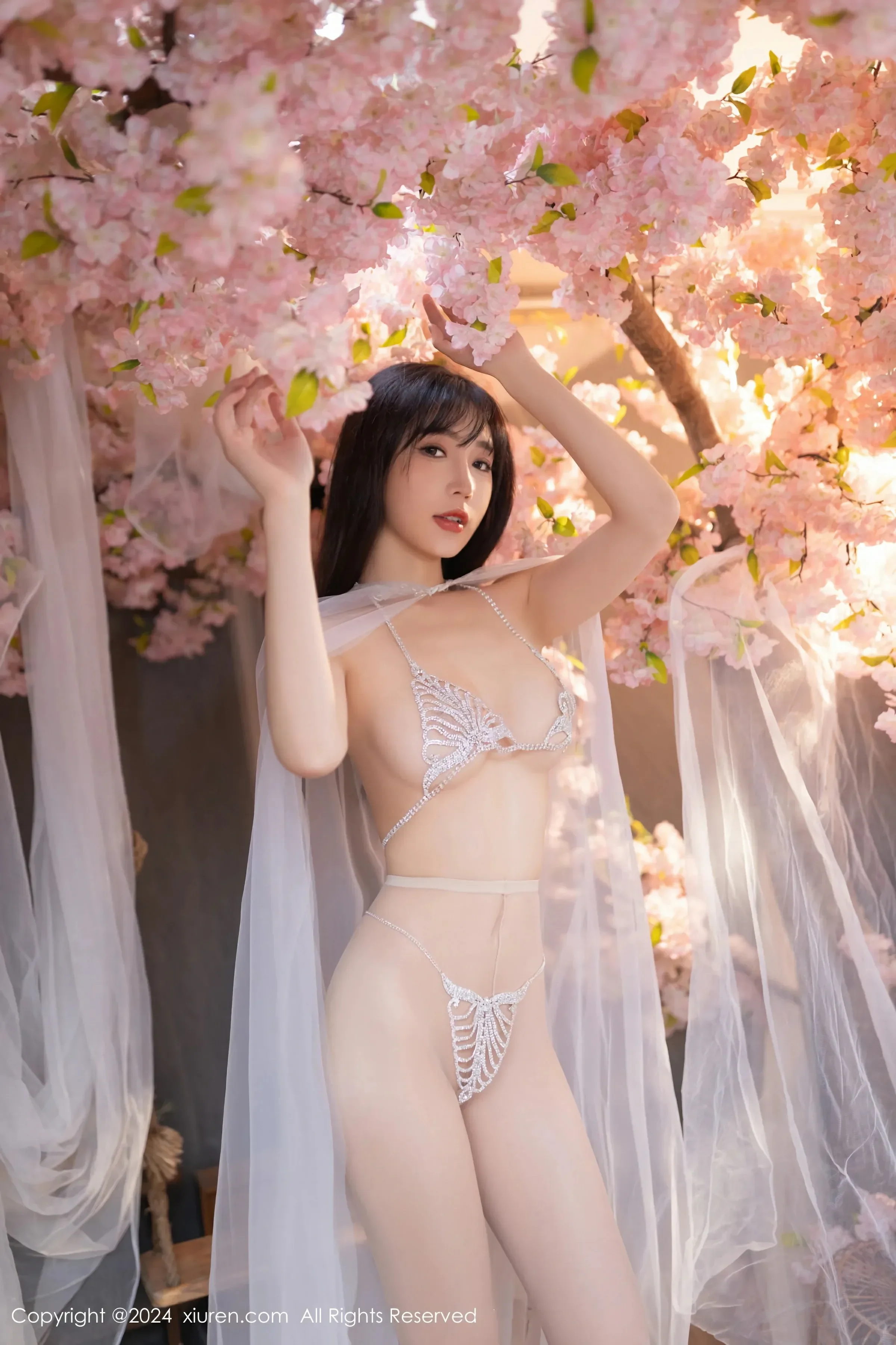 XiuRen 秀人 No.8807 陆萱萱 [80P]