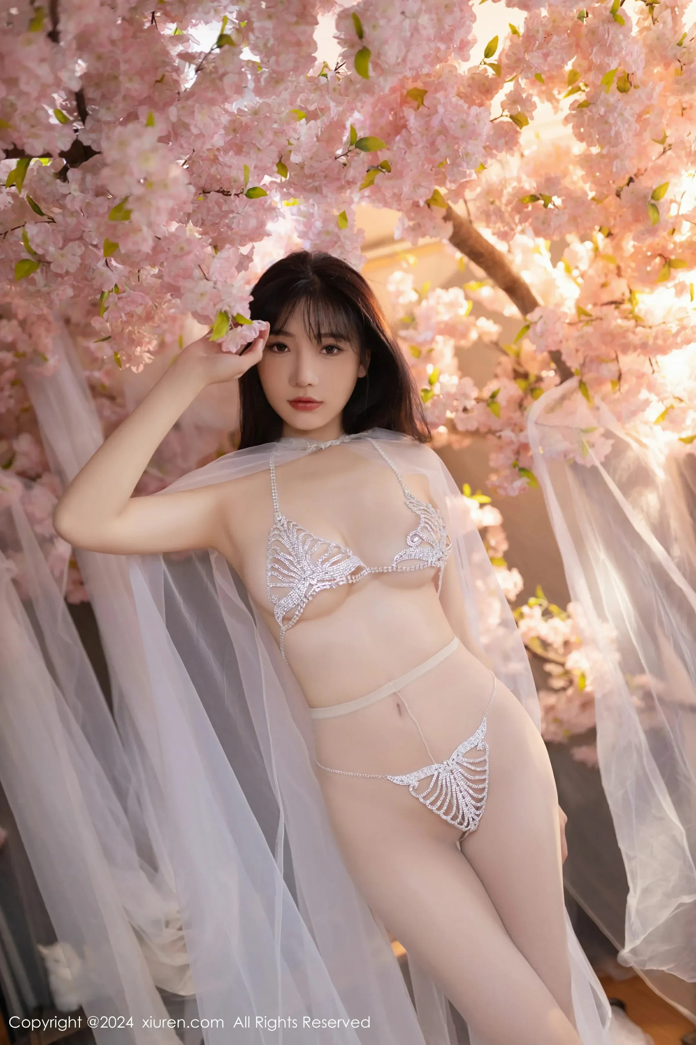 XiuRen 秀人 No.8807 陆萱萱 [80P]