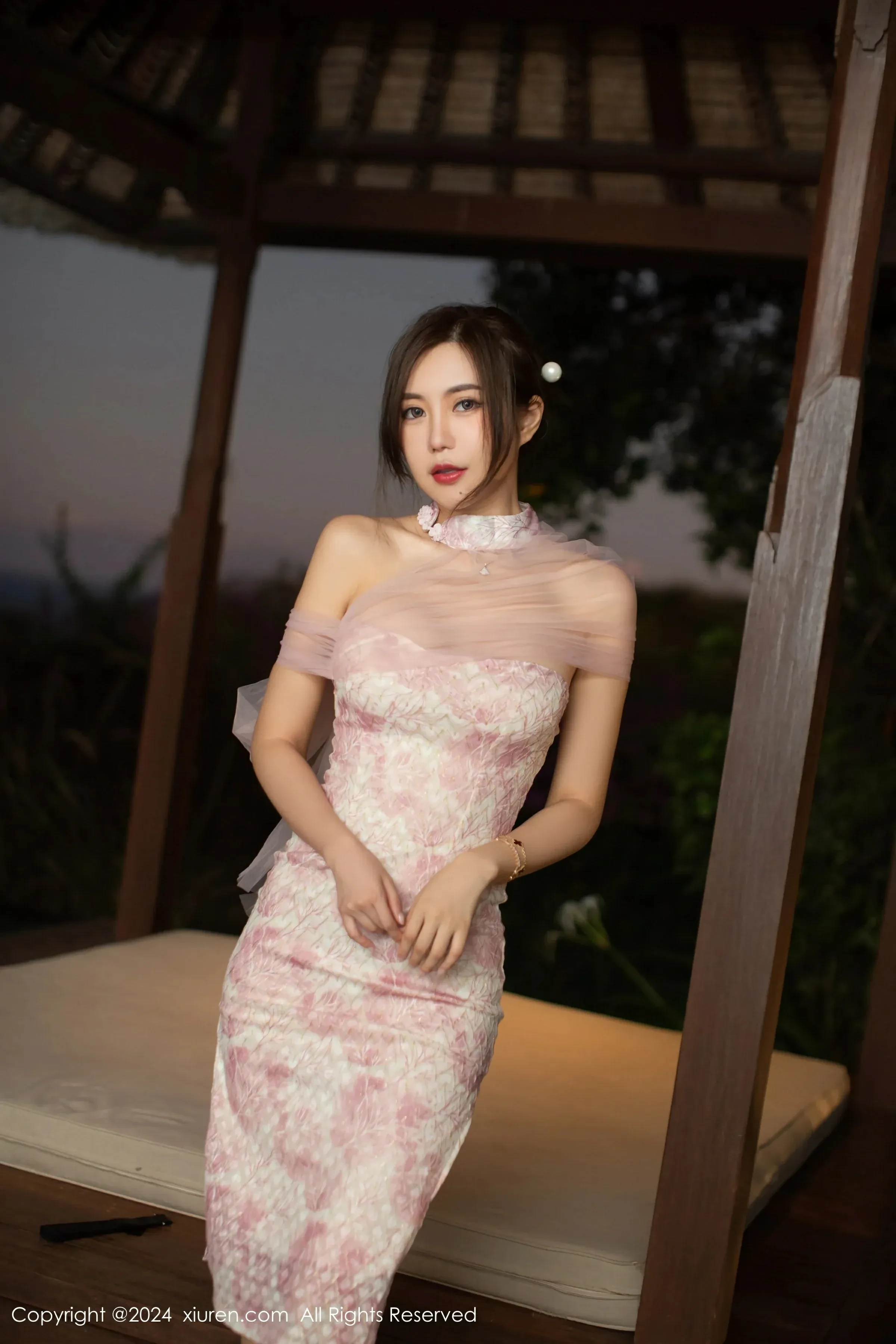 XiuRen 秀人 No.8868 绮里嘉ula [67P]