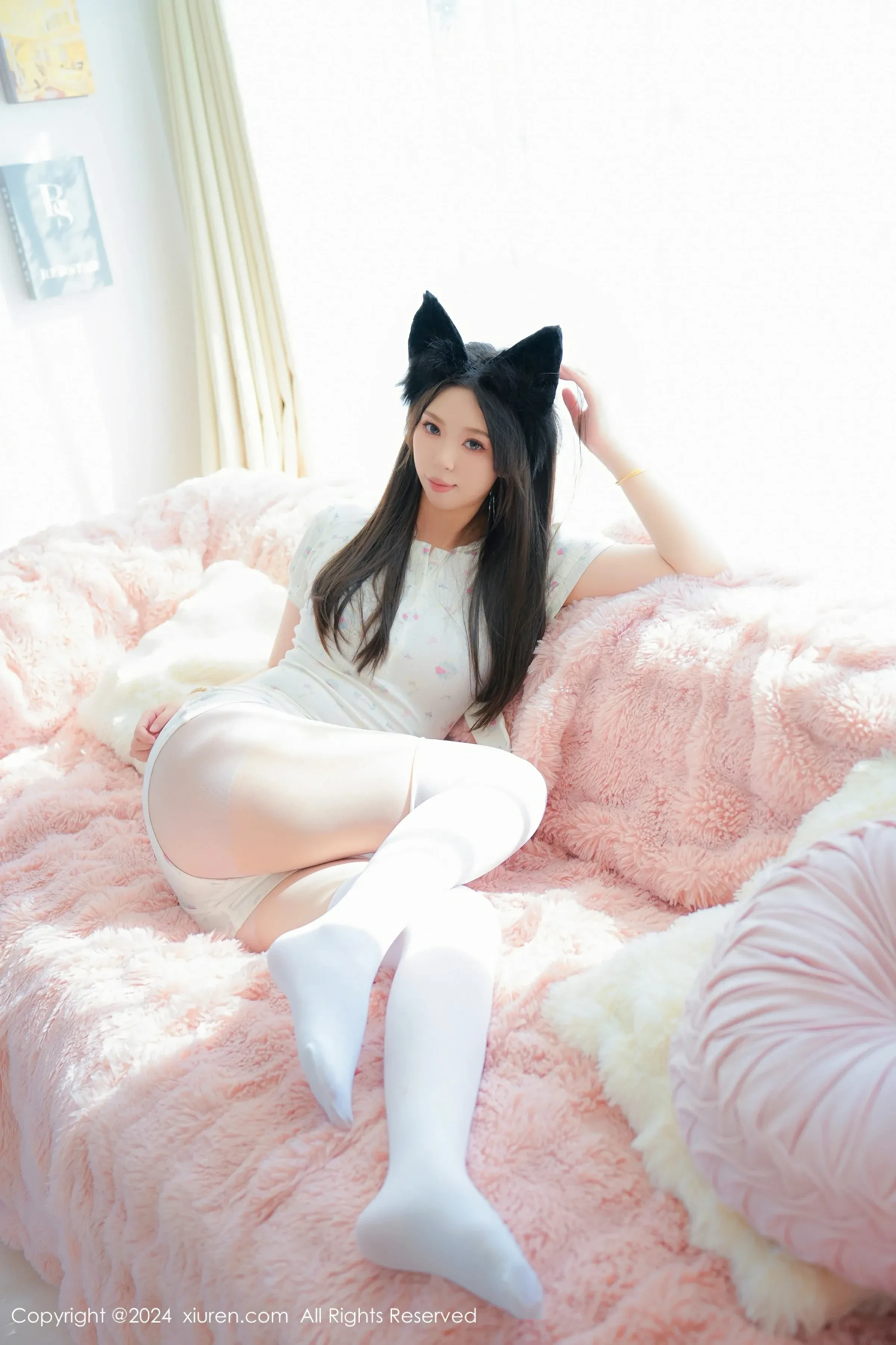 XiuRen 秀人 No.8930 小波多 [82P]