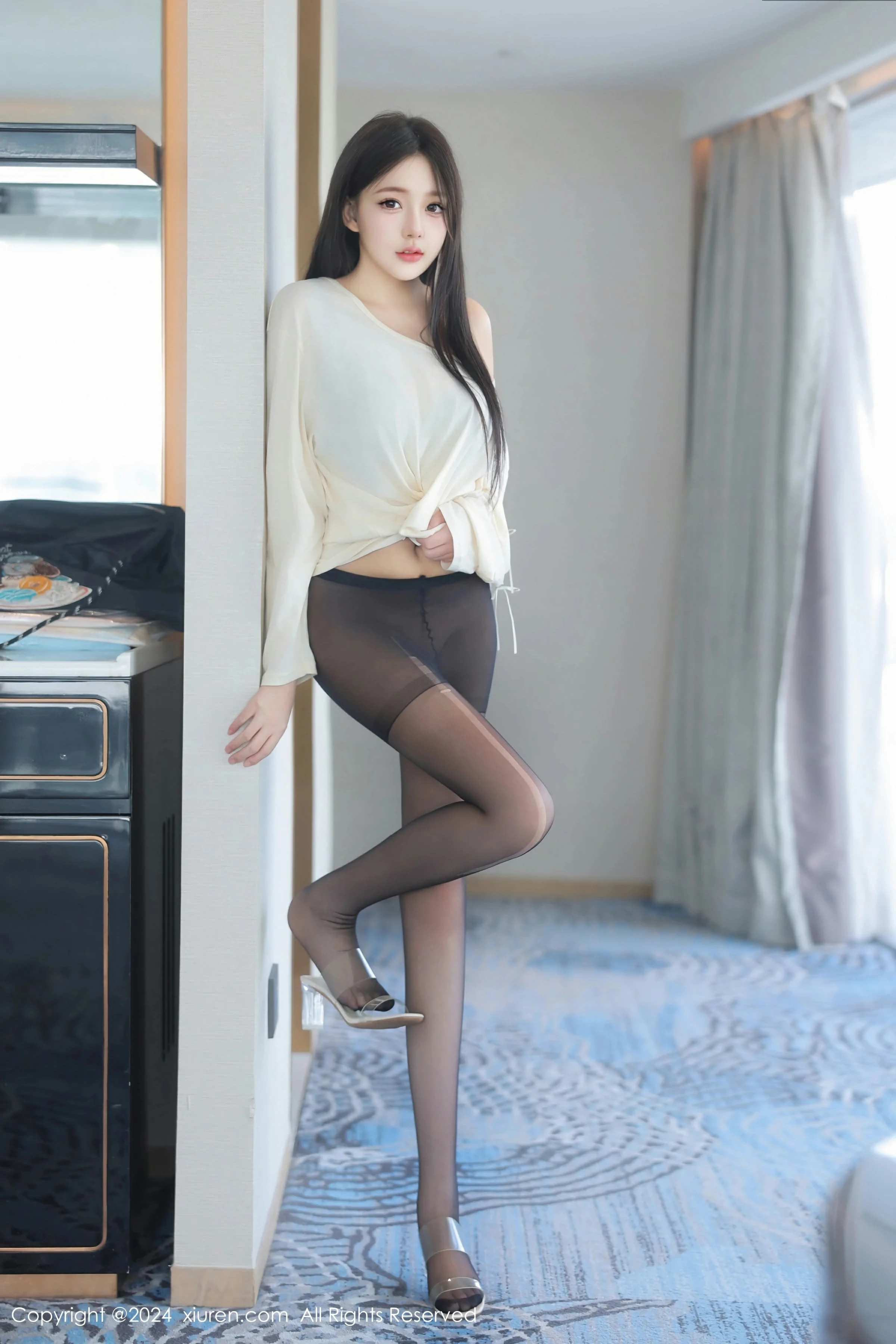 XiuRen 秀人 No.9089 柚柚小奶瓶 新人模特 [81P]