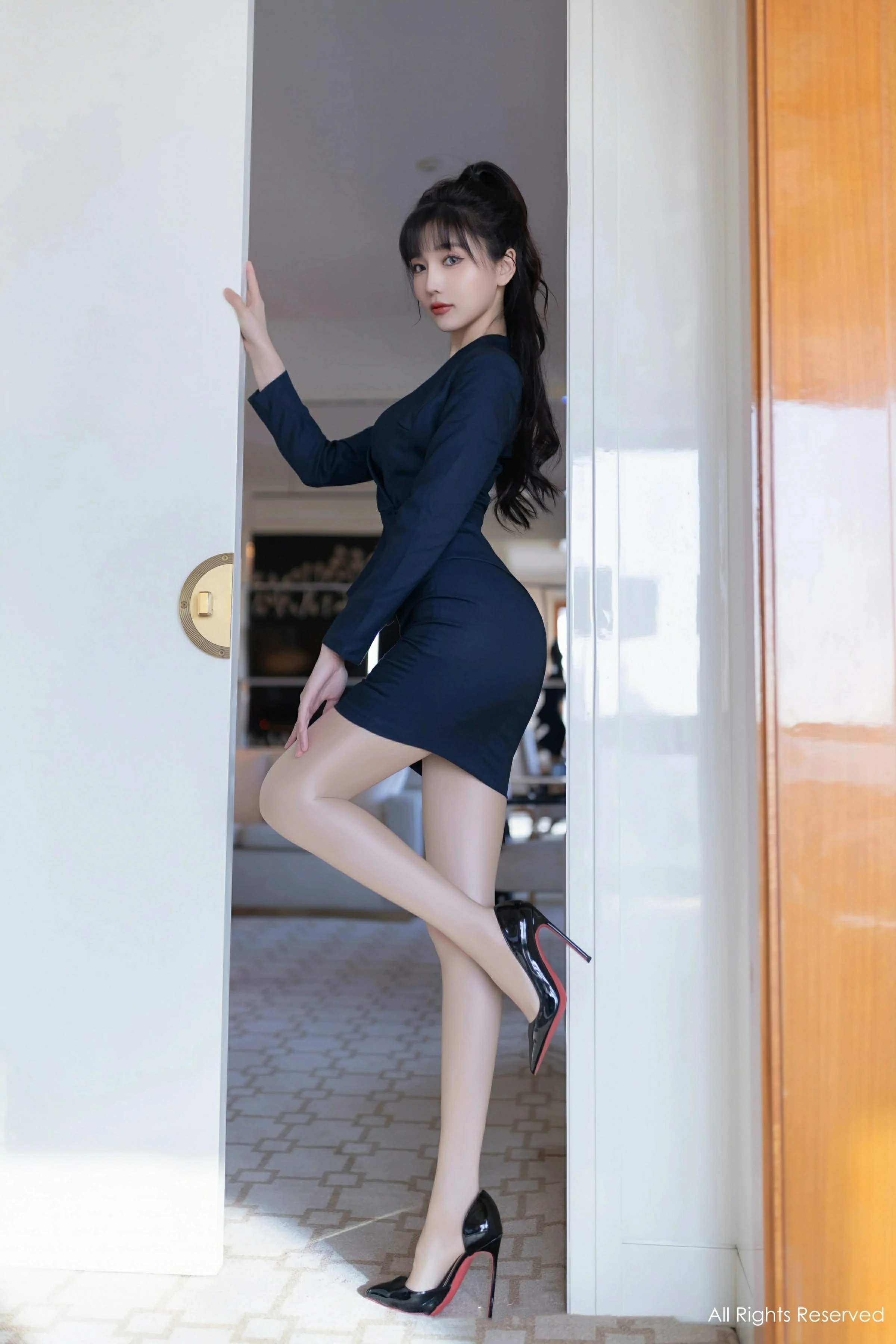 XiuRen 秀人 No.9263 陆萱萱 [80P]