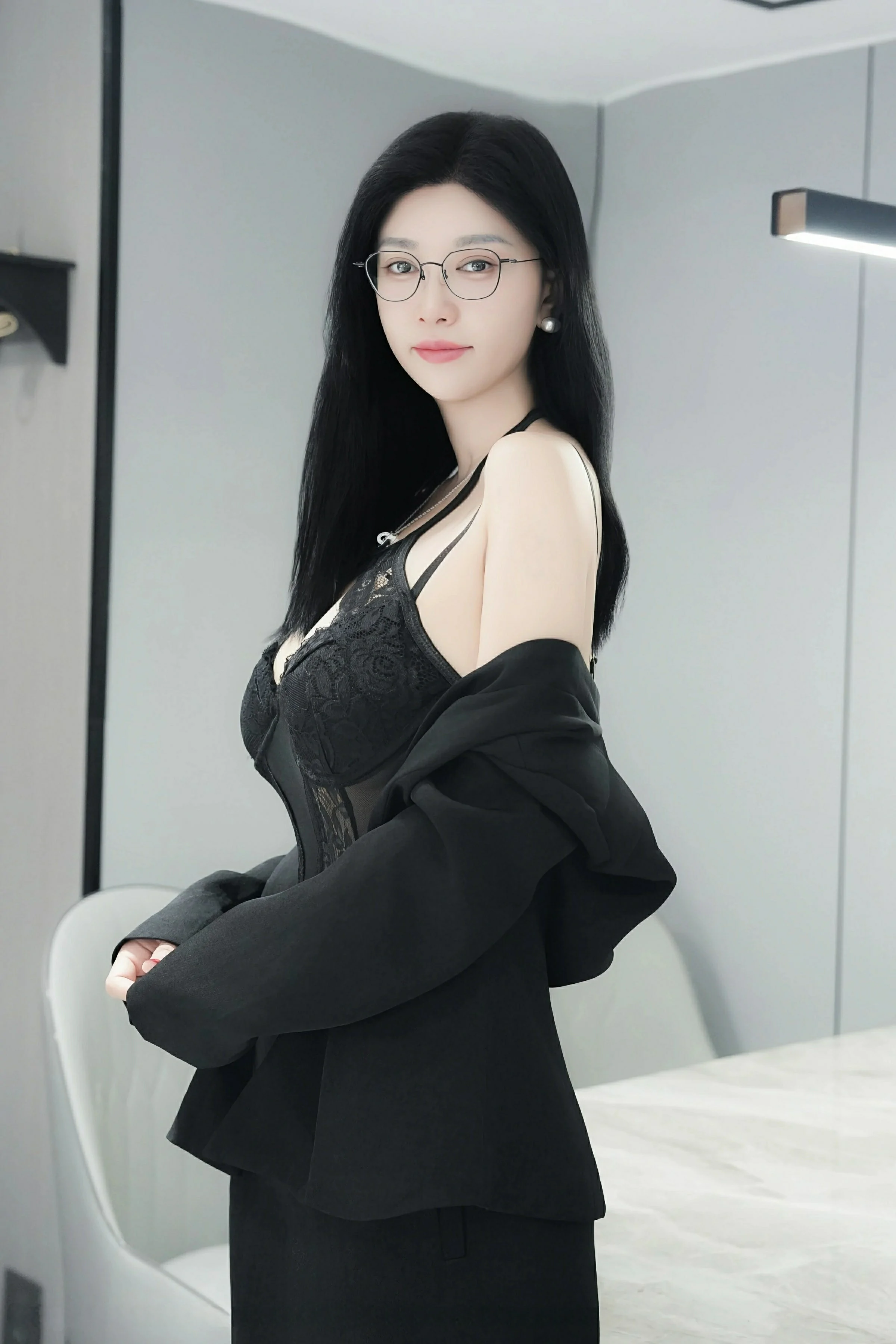 XiuRen 秀人 No.9639 雅茹老师 [81P]