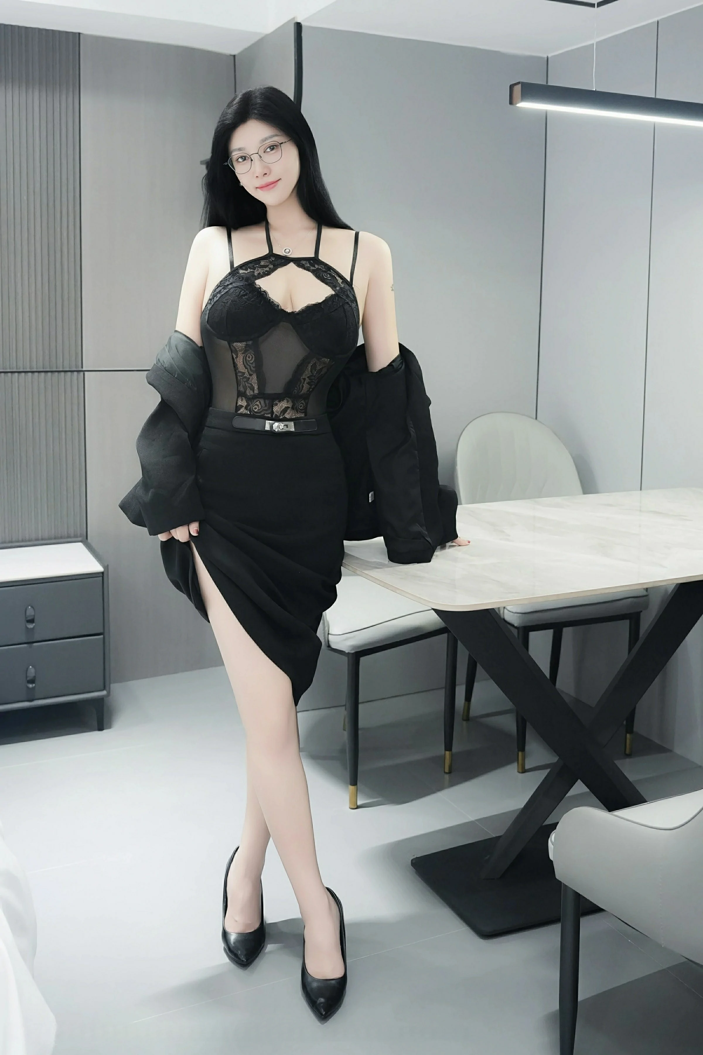 XiuRen 秀人 No.9639 雅茹老师 [81P]