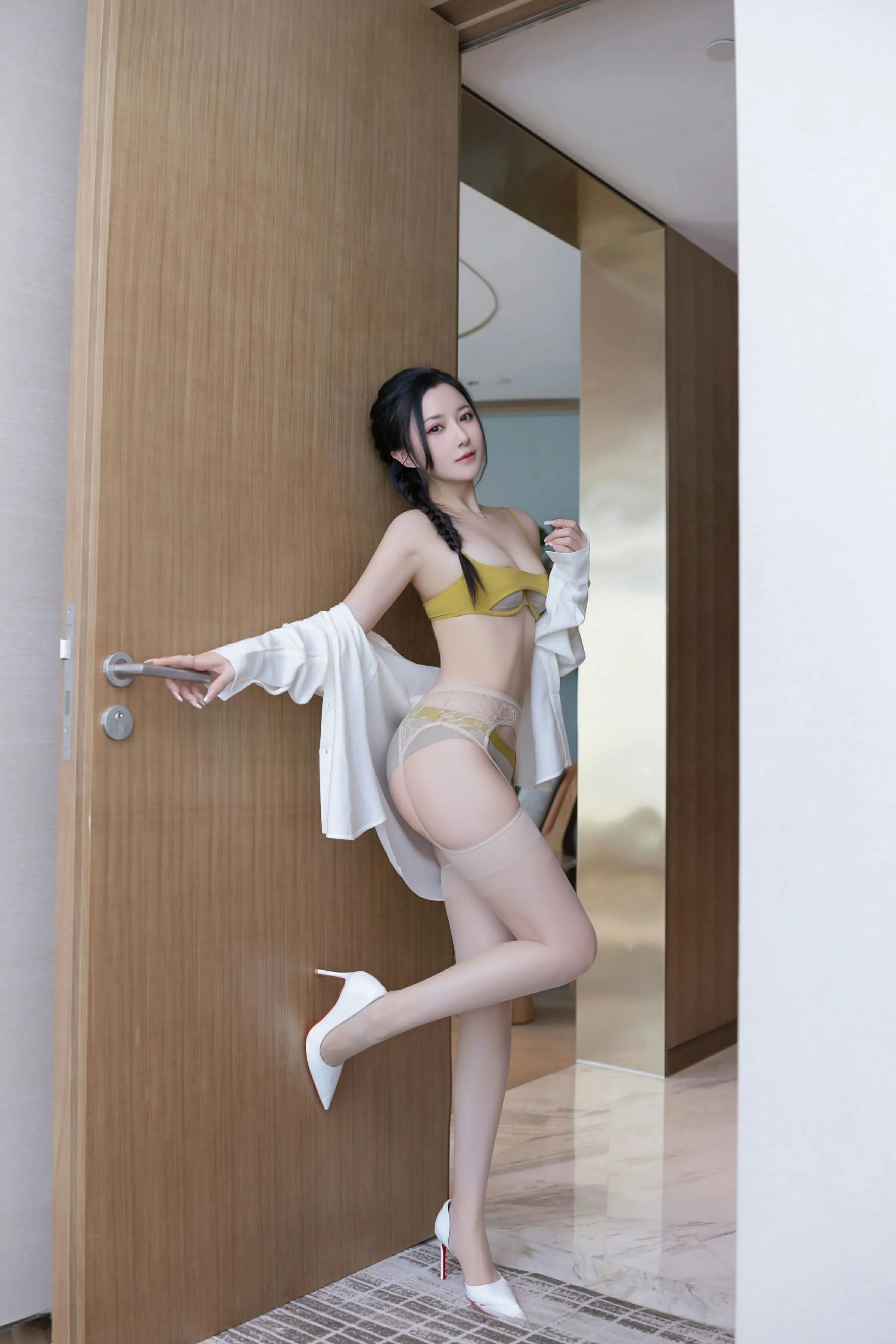XiuRen 秀人 No.9709 鱼子酱Fish [80P]