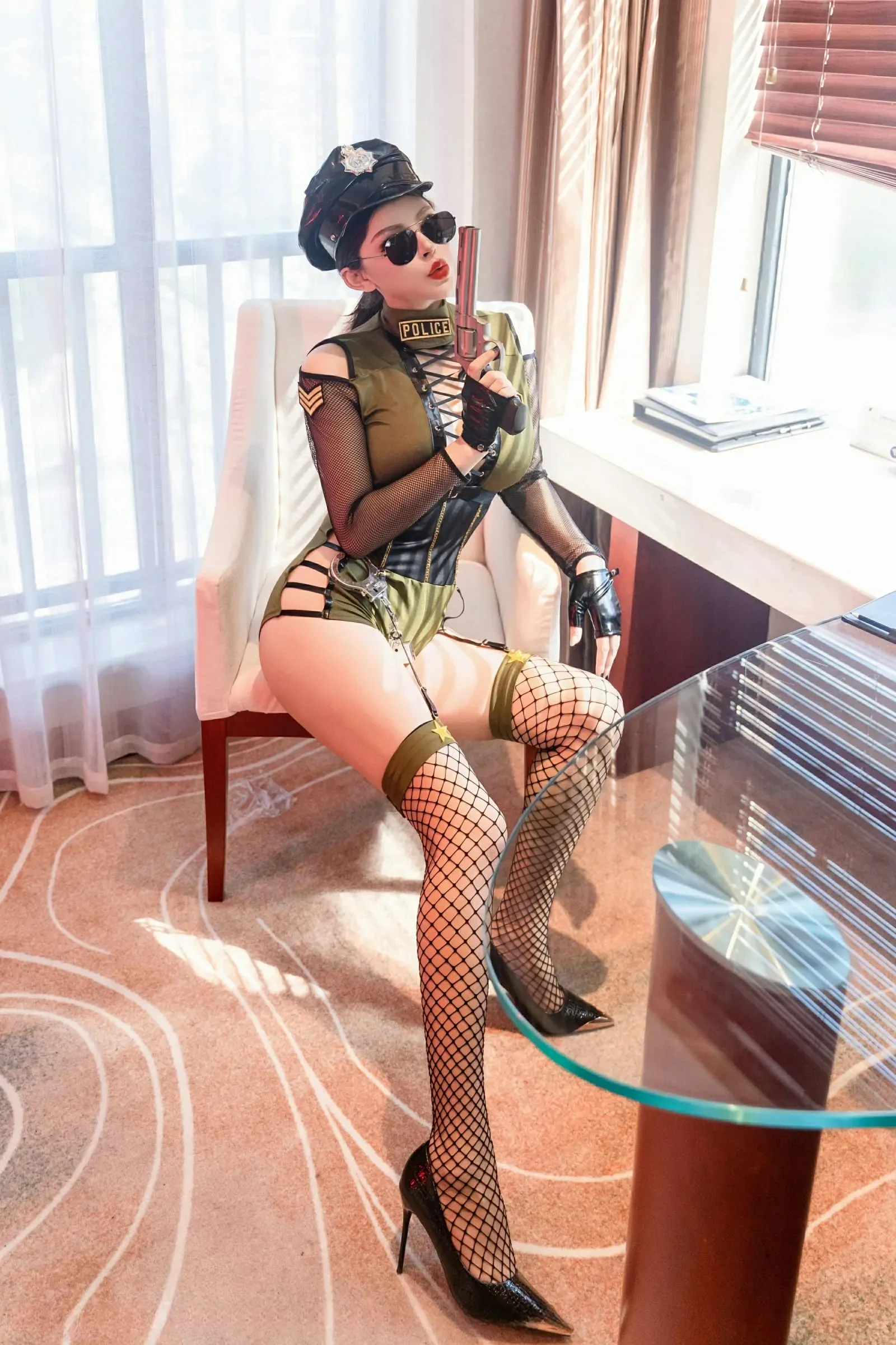 XiuRen 秀人 No.10064 伊丽莎有点白 [98P]
