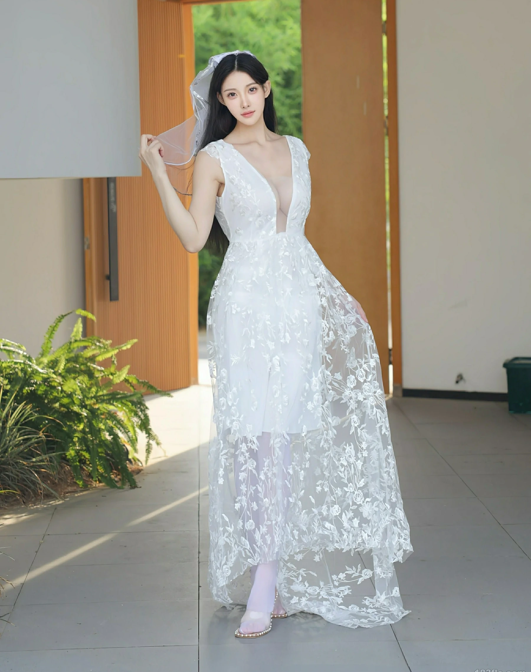 秀人网 No.10661 梨霜儿 [82P]