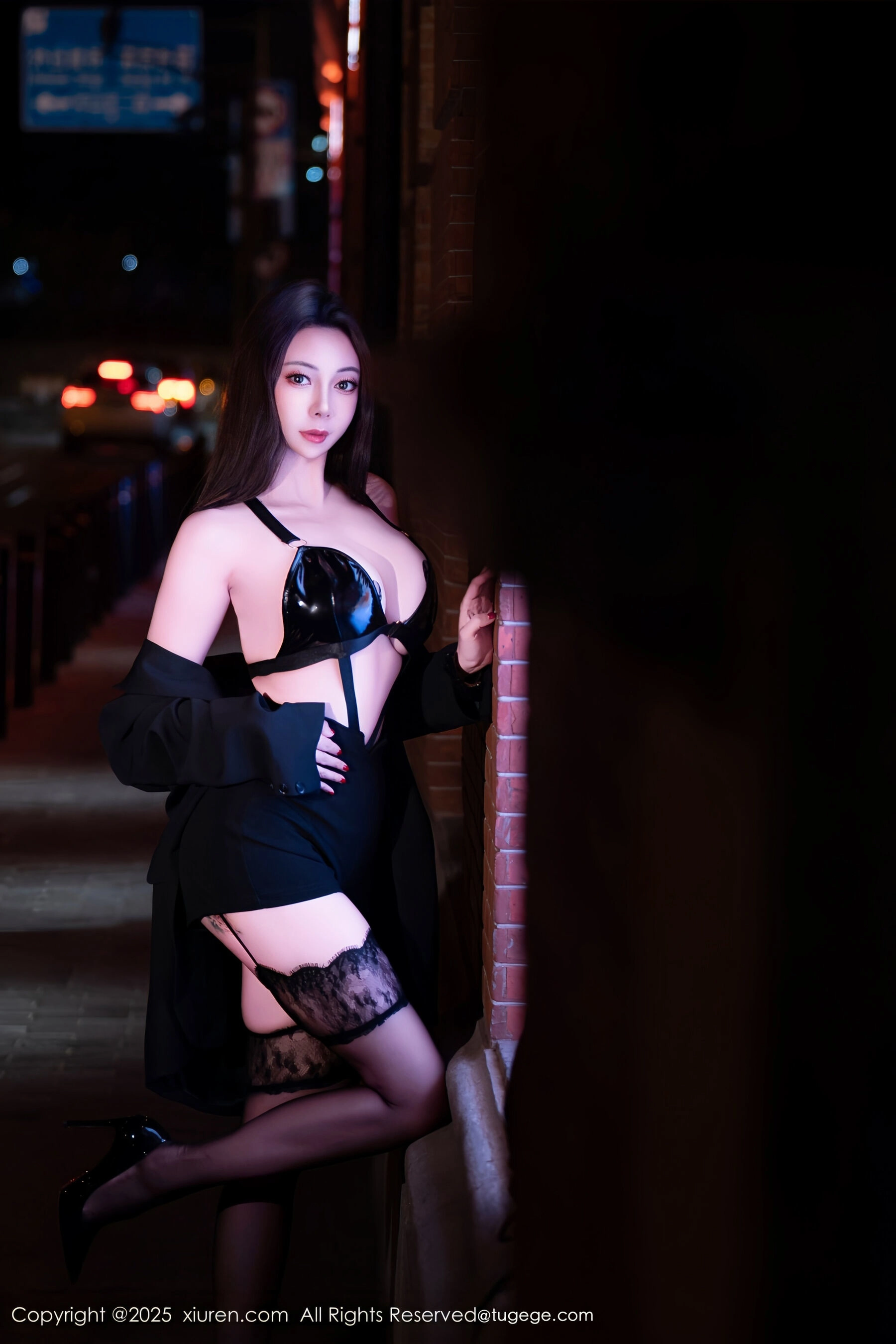 秀人网 果儿Victoria Vol.10899 [72P]