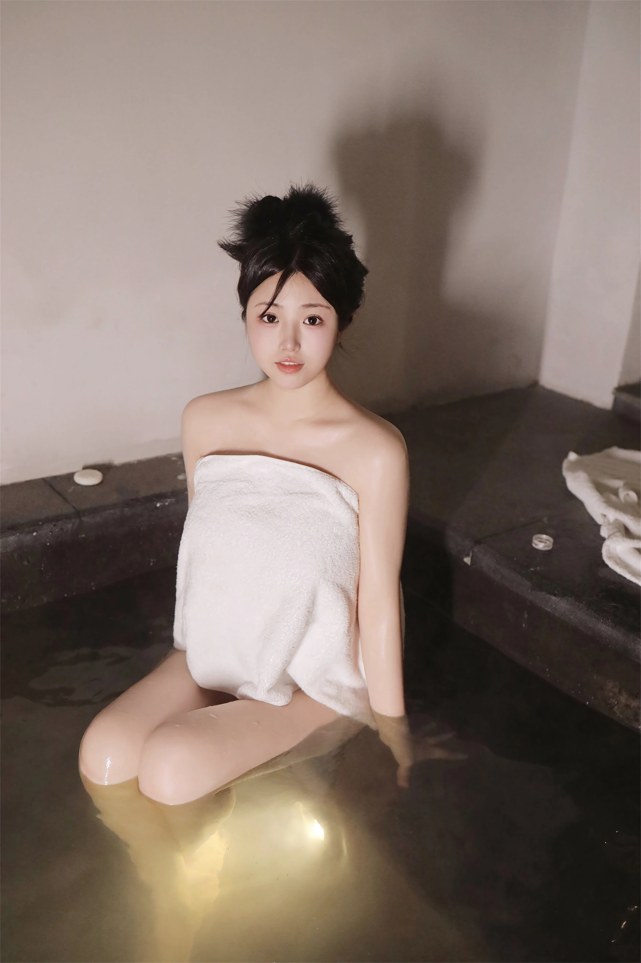 XiuRen 内购版 No.7977 陈小花 泡澡 [61P]