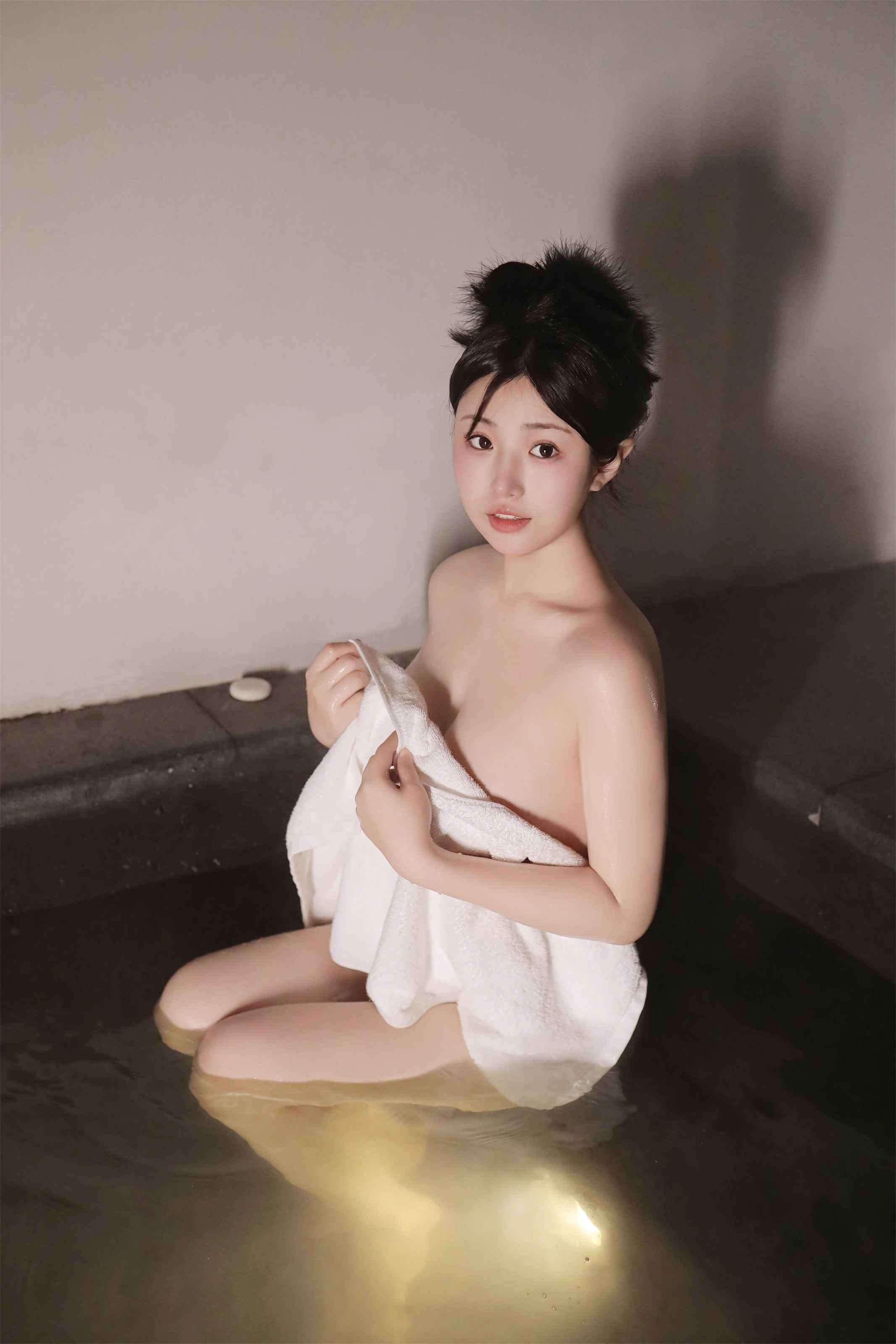 XiuRen 内购版 No.7977 陈小花 泡澡 [61P]