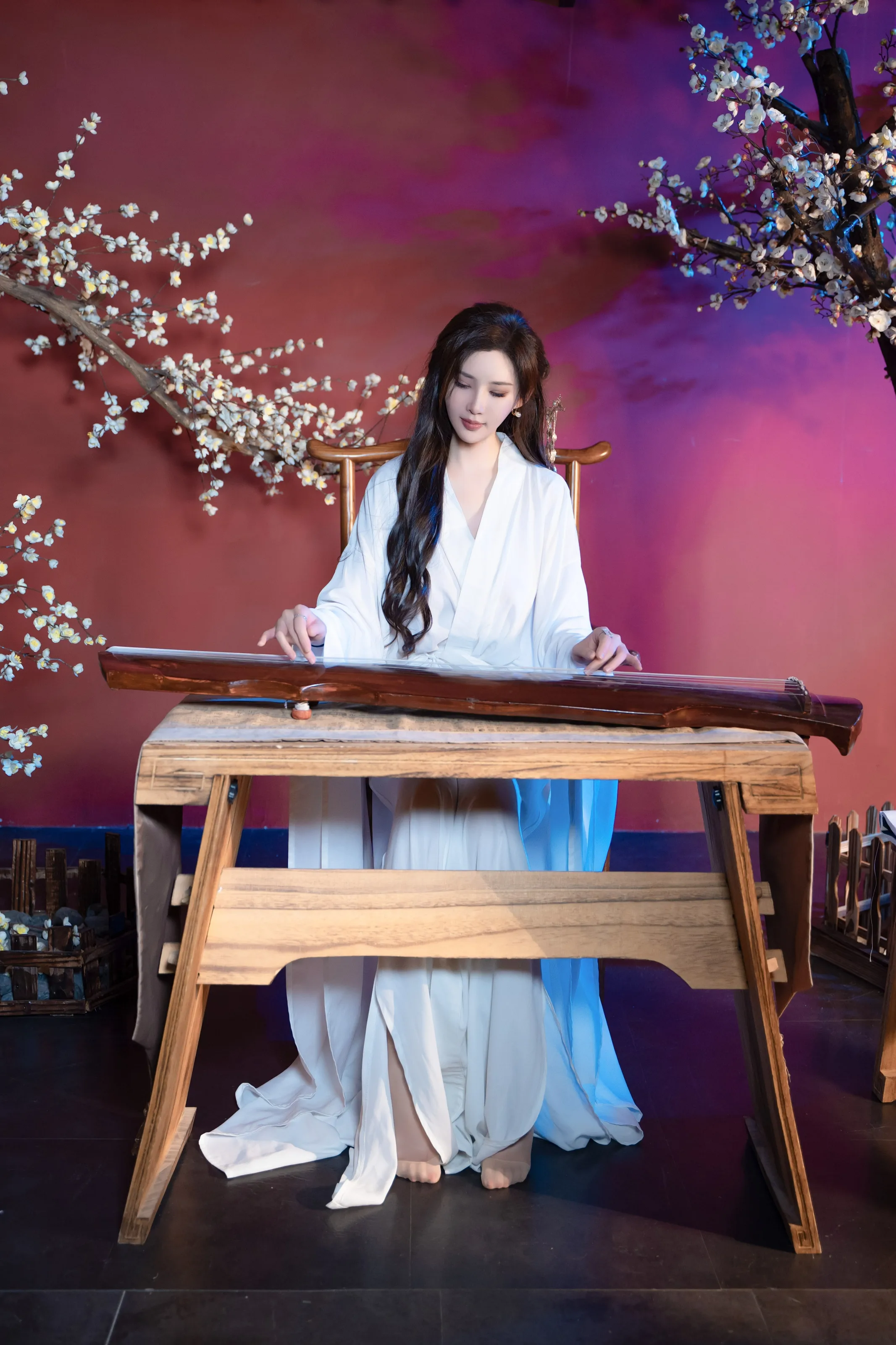 XiuRen 内购版 No.7625 周妍希 白衣仙子 [104P]
