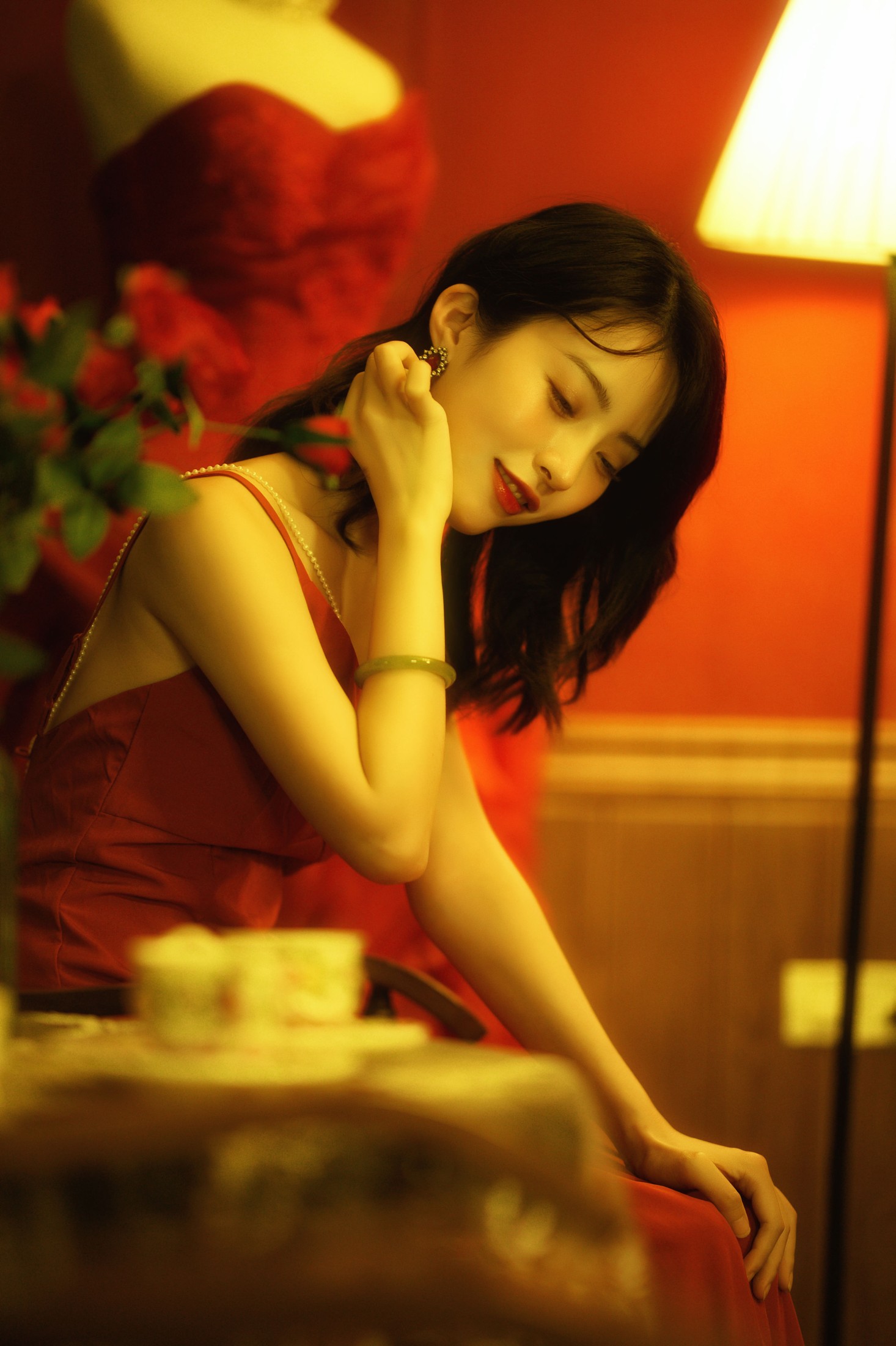 兰因 – 《夜莺与玫瑰》[24P]
