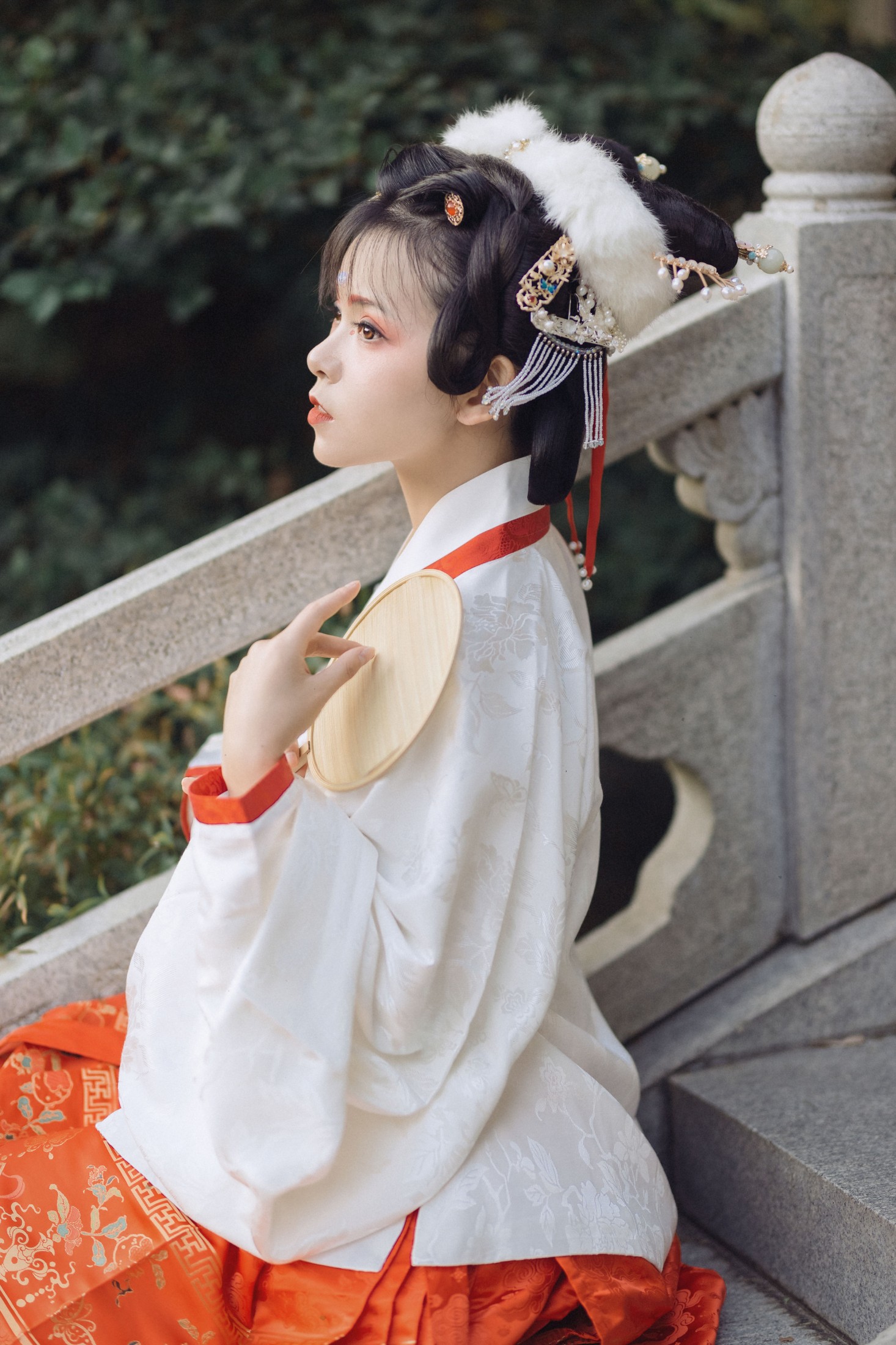 悠然Hime – 《茕兔》[32P]