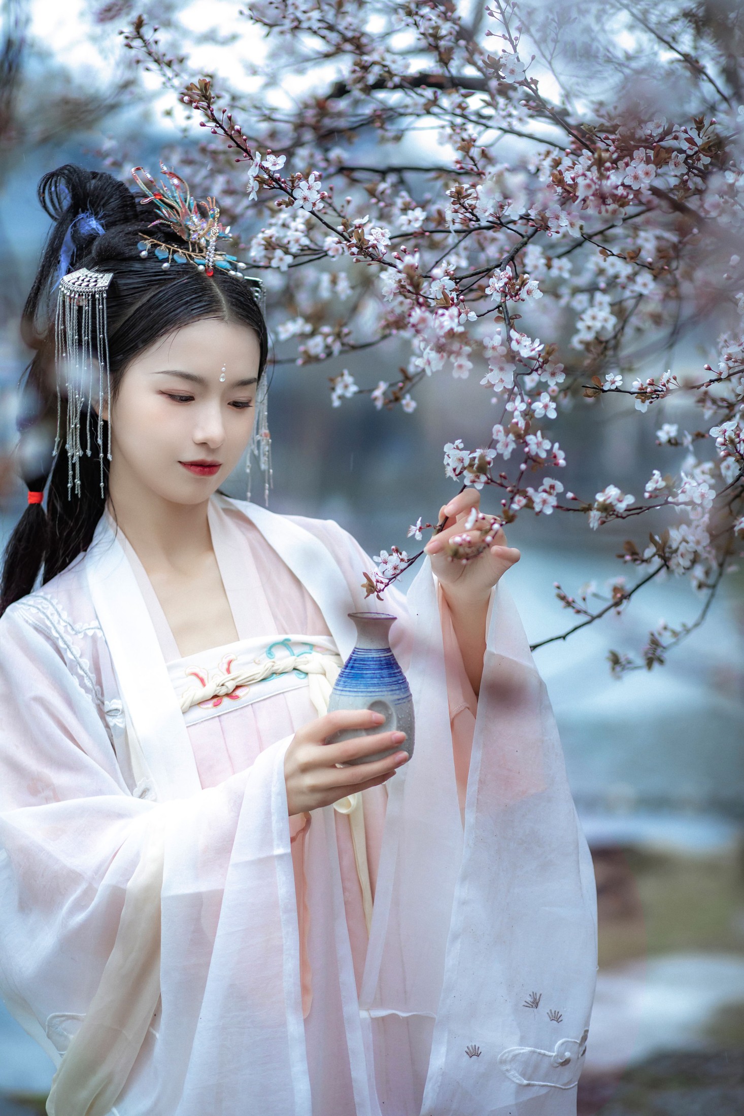 北川婠婠 – 《杏花雨》[19P]