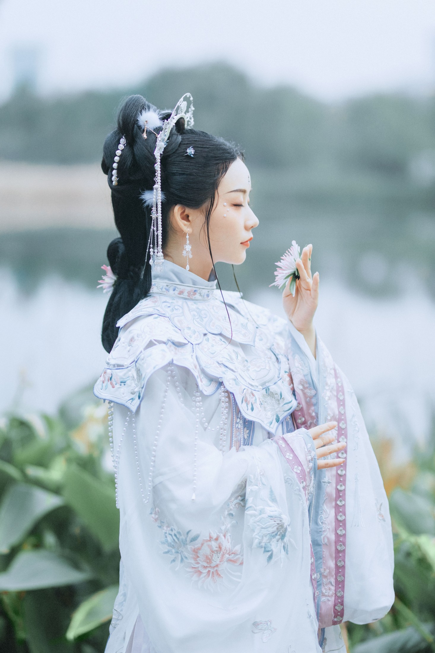 xxSilver – 《清寒里》[42P]