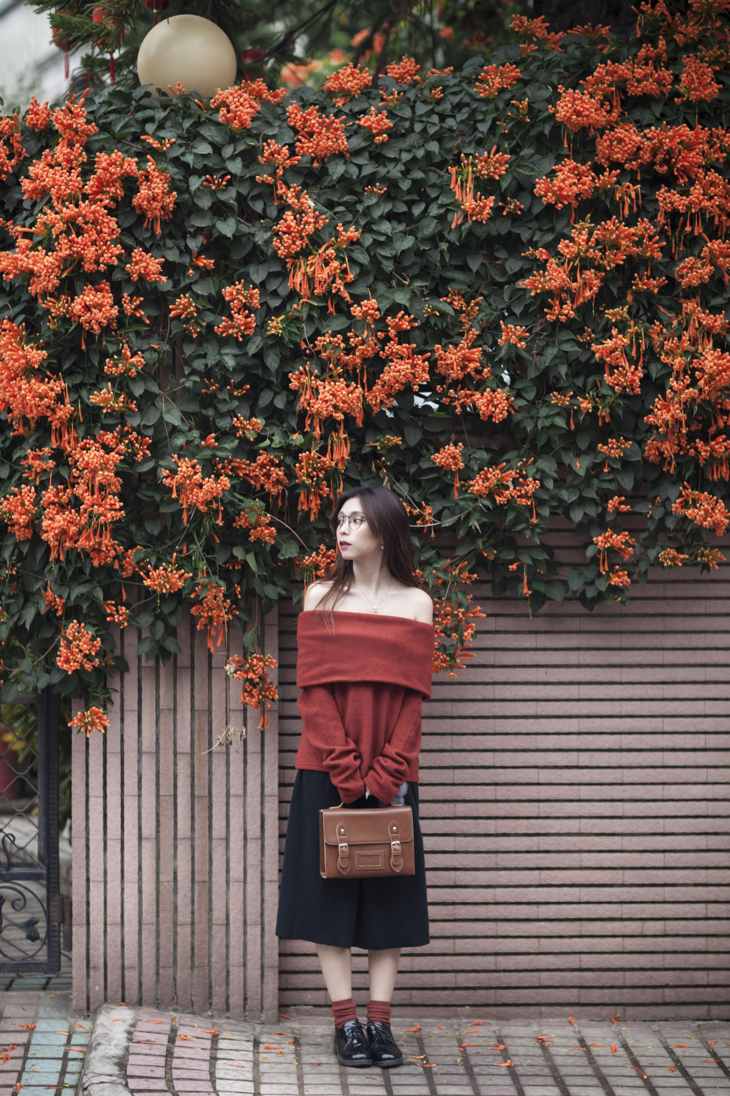 七七 – 《树下花开》[22P]