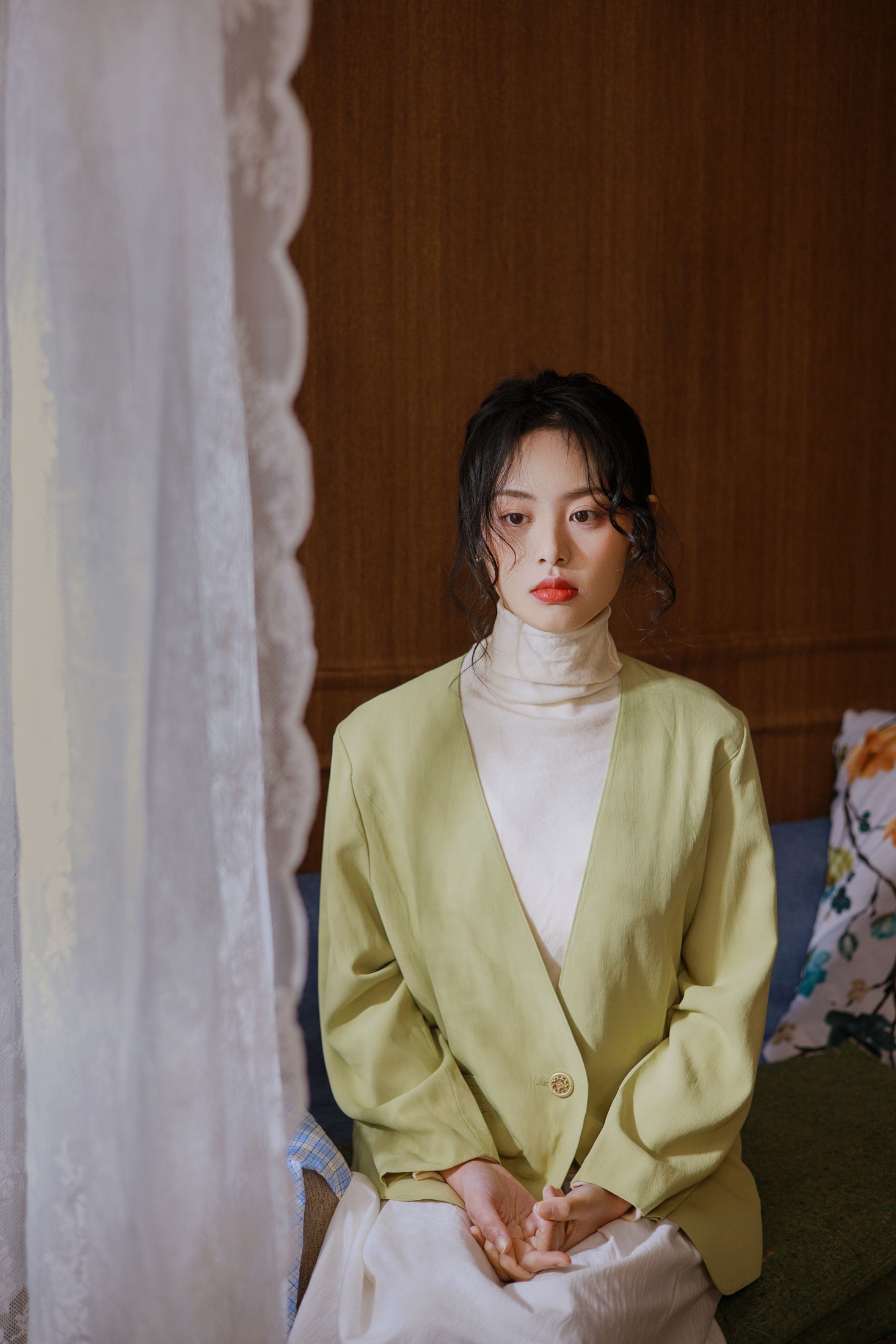 小艺 – 《半梦半醒》[37P]
