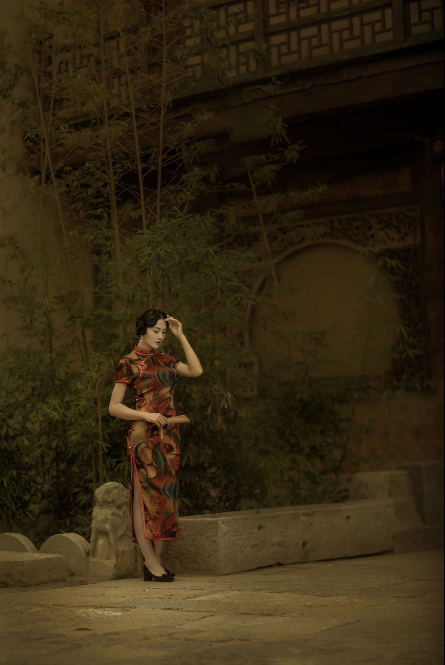 婉君 – 《民国往事》[29P]