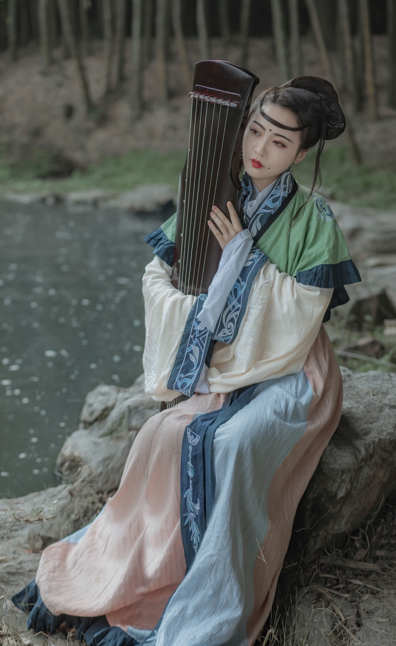 悦烨未央 – 《青鸟》[22P]