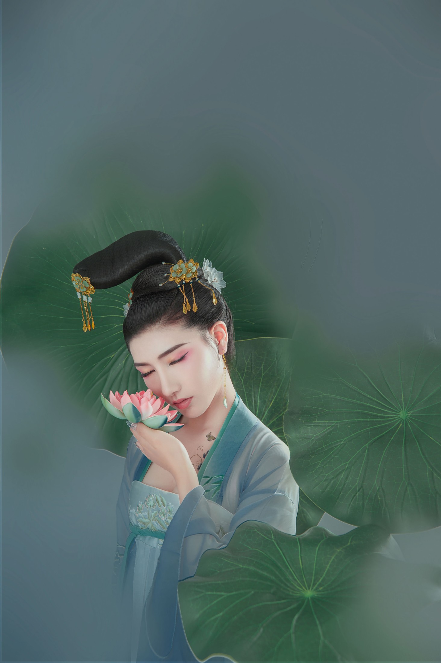 唯宝 – 《咏莲》[22P]