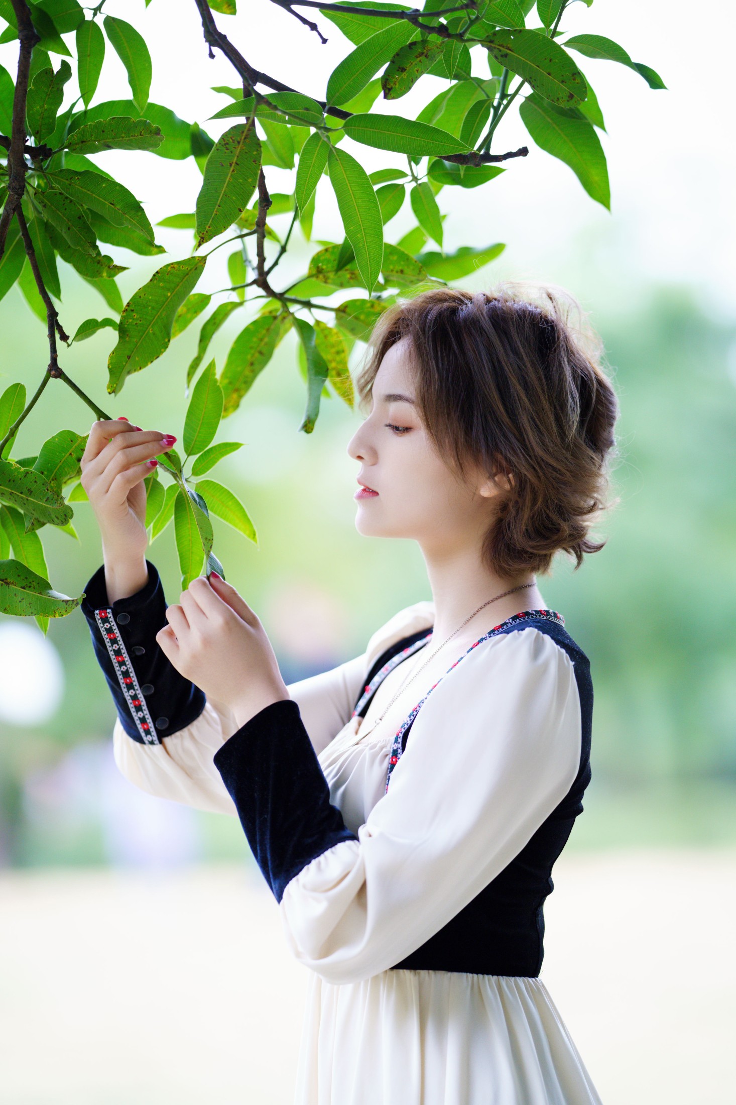 冯玉憬 – 《爱笑的哈萨克族少女》[28P]