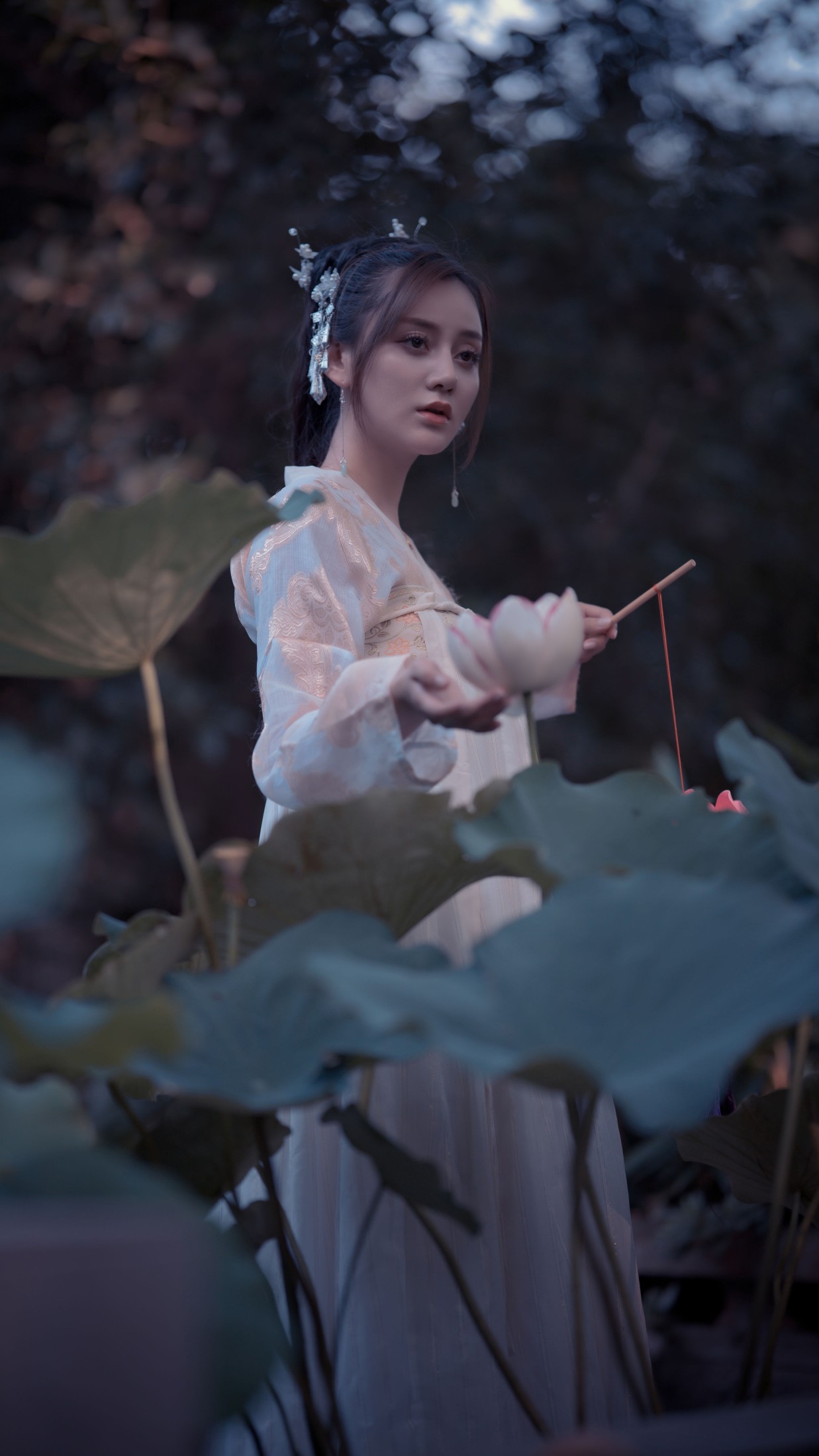 朵朵 – 《嫣然记》[55P]