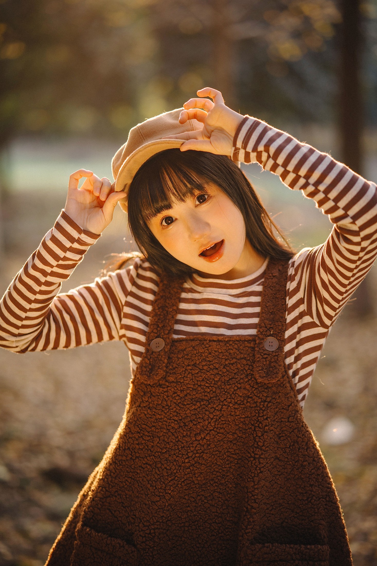 周小兔呀 – 《银杏小记》[27P]