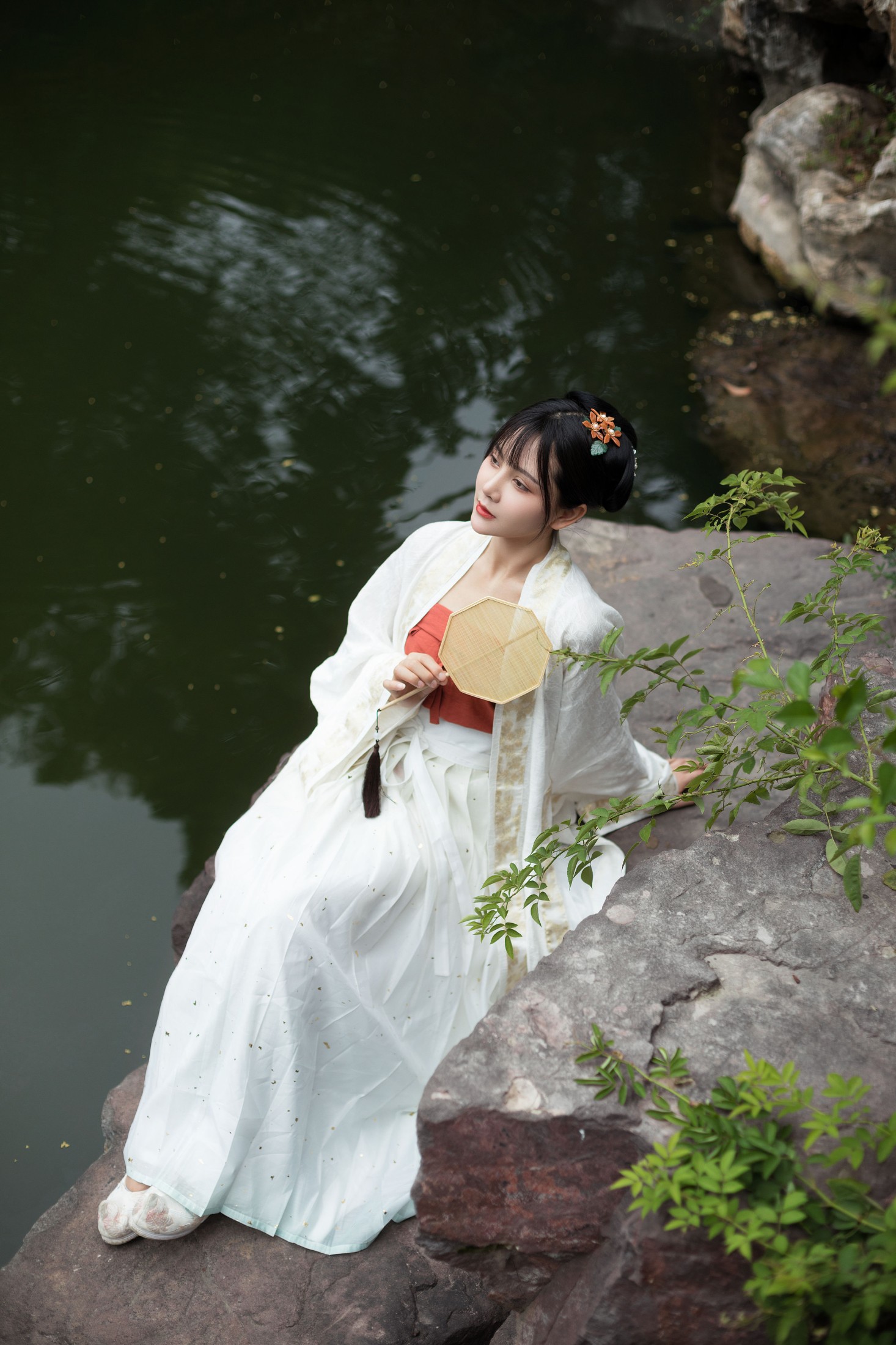 秋山AkI  – 《浮生万千 水月镜花》[23P]